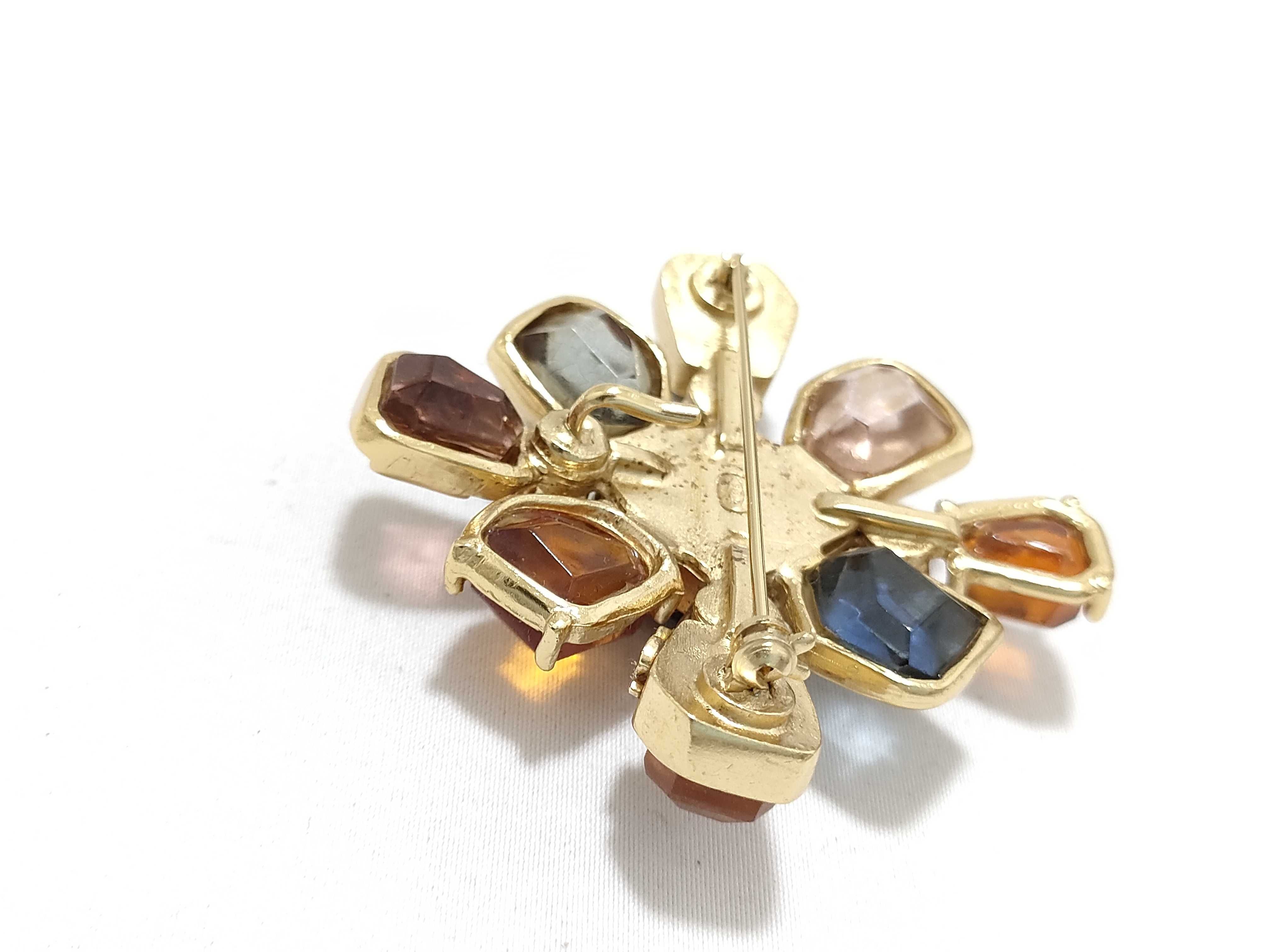 Coco Mark Color Stone Brooch 01A Brooch — view 6