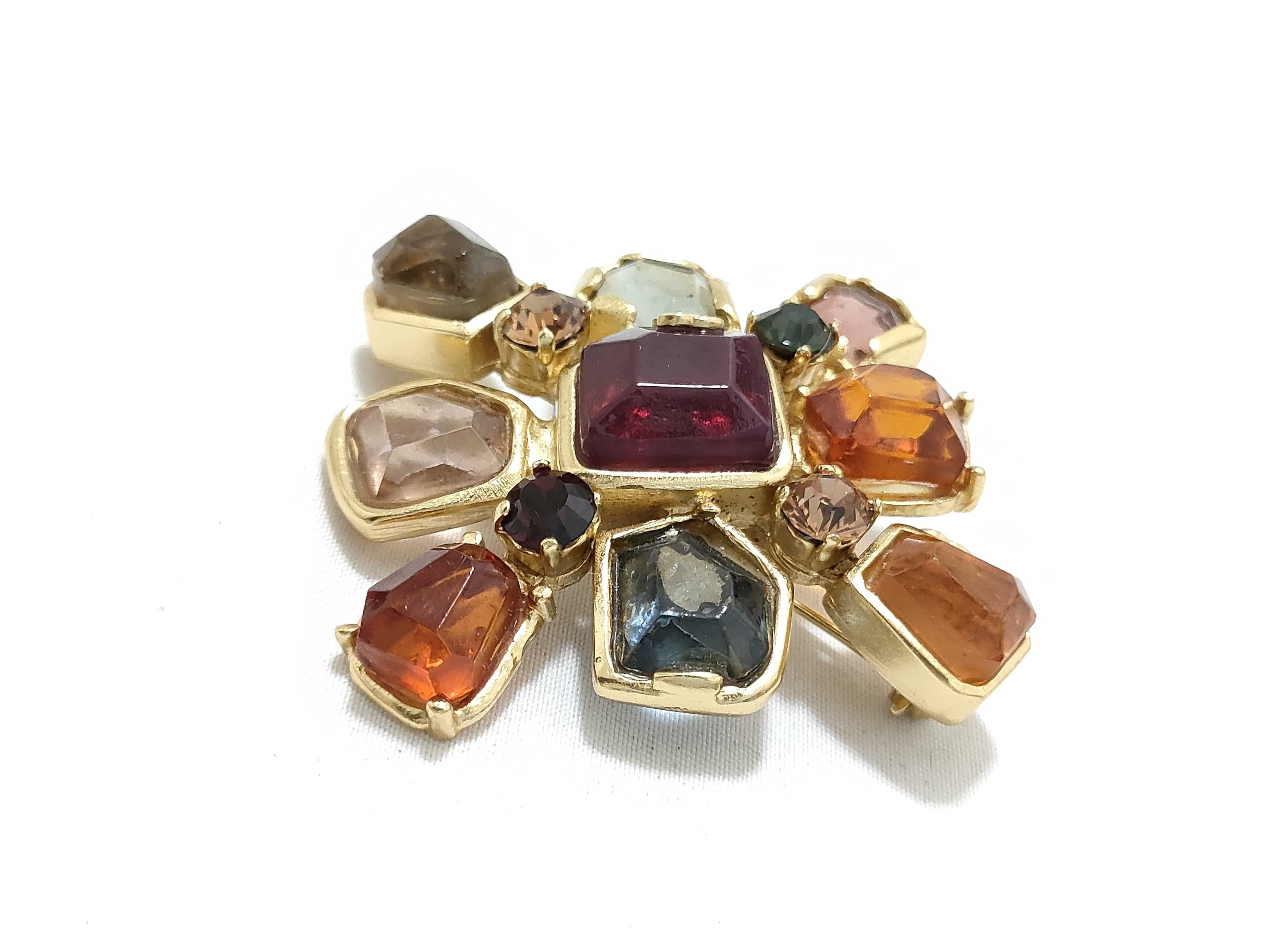 Coco Mark Color Stone Brooch 01A Brooch — view 9