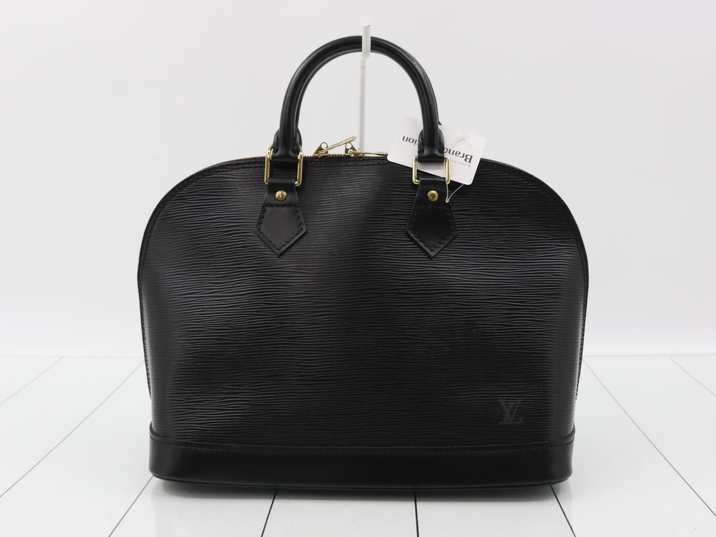 M52142 Alma Noir