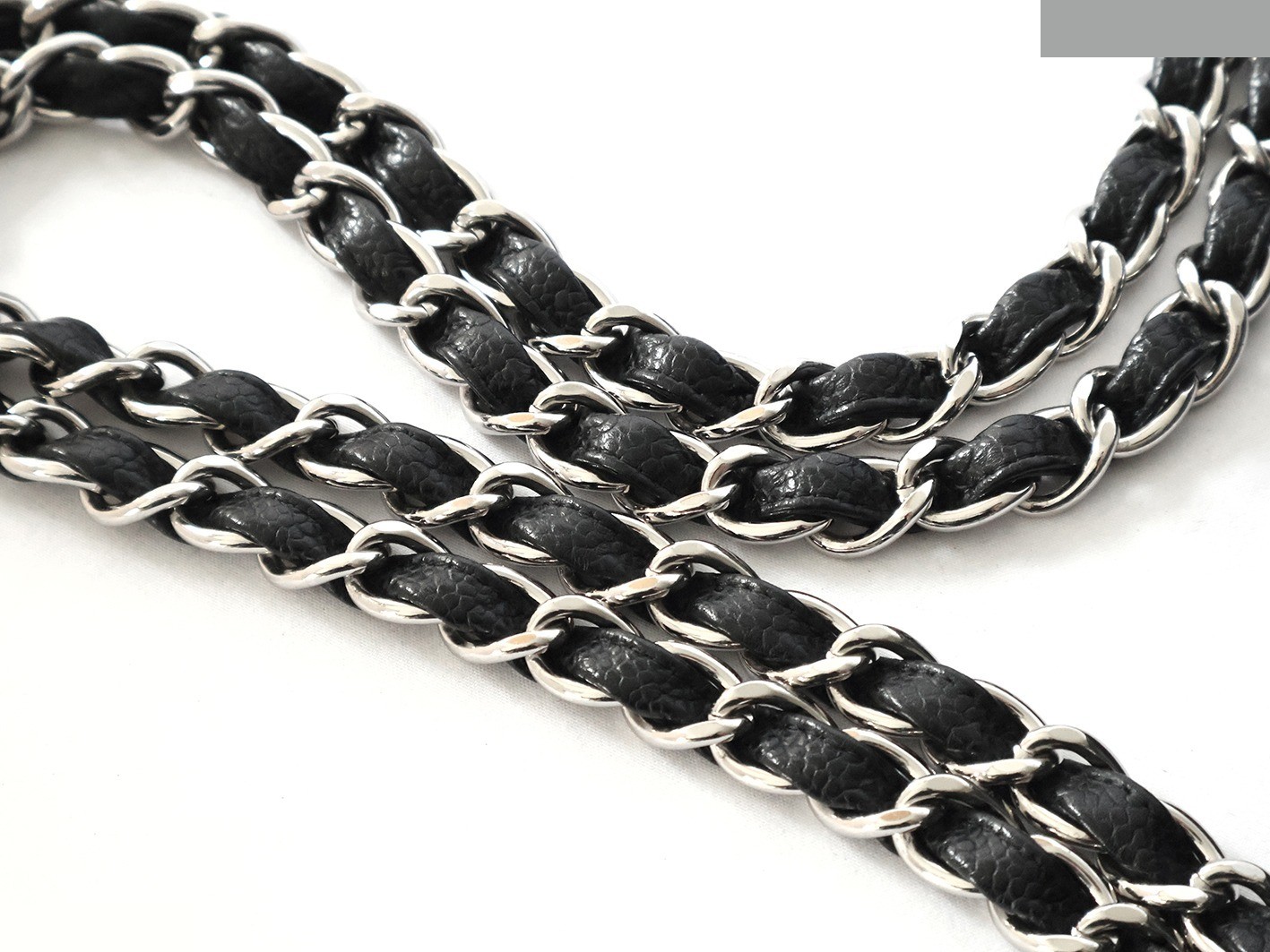 Caviar leather large matelassé double chain shoulder bag, black — view 9