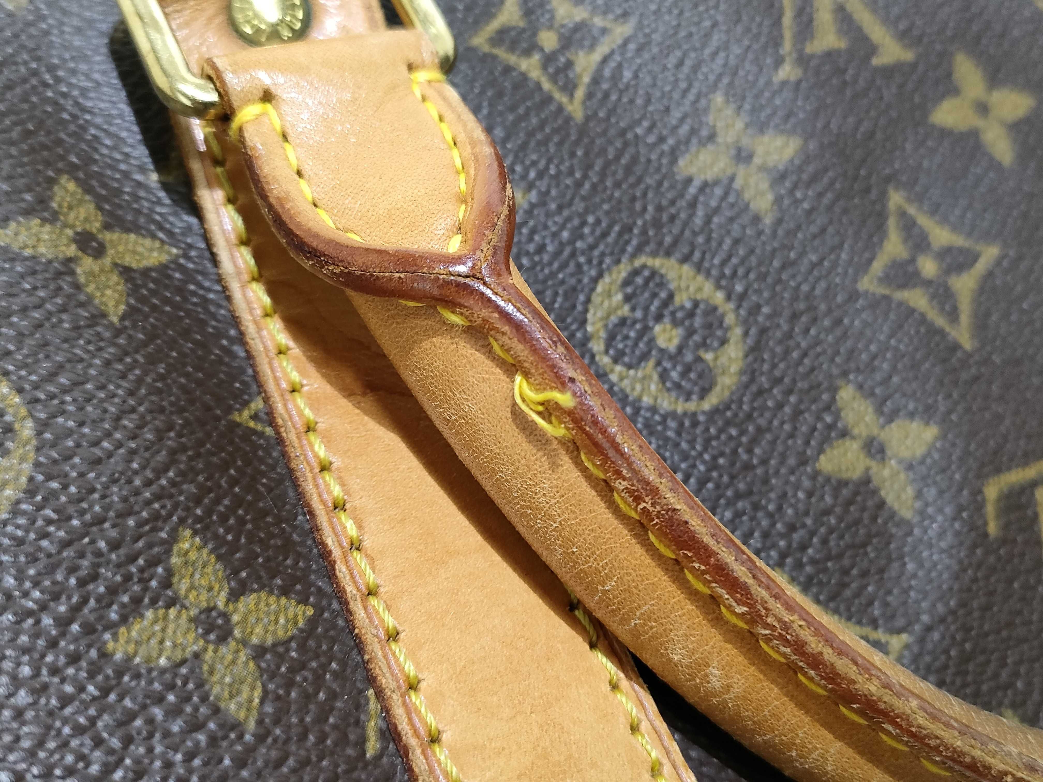 Monogram LV Monogram Keepall Bandoulière 60 Boston Bag — view 15