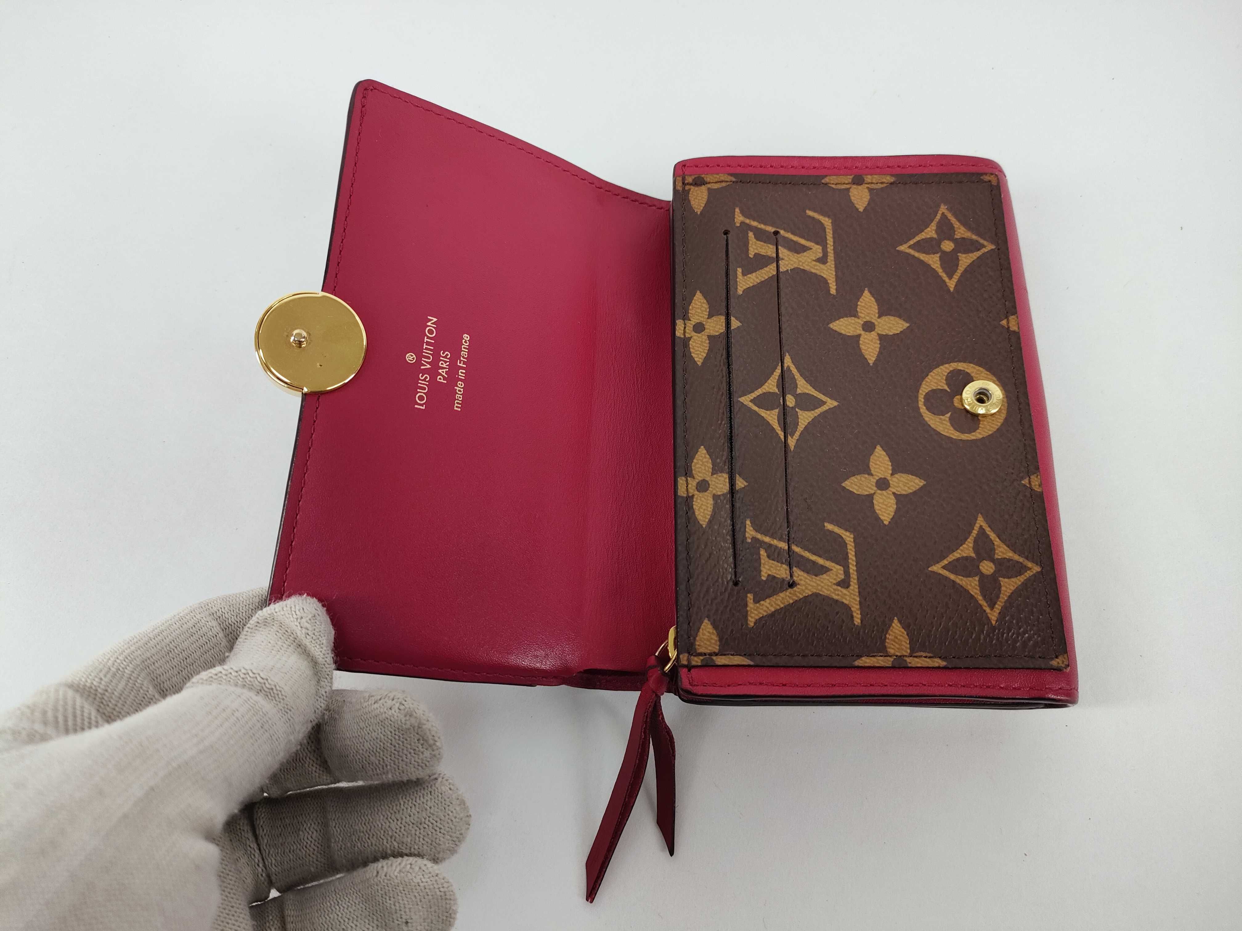 Monogram Portefeuille Flore Compact Wallet — view 8