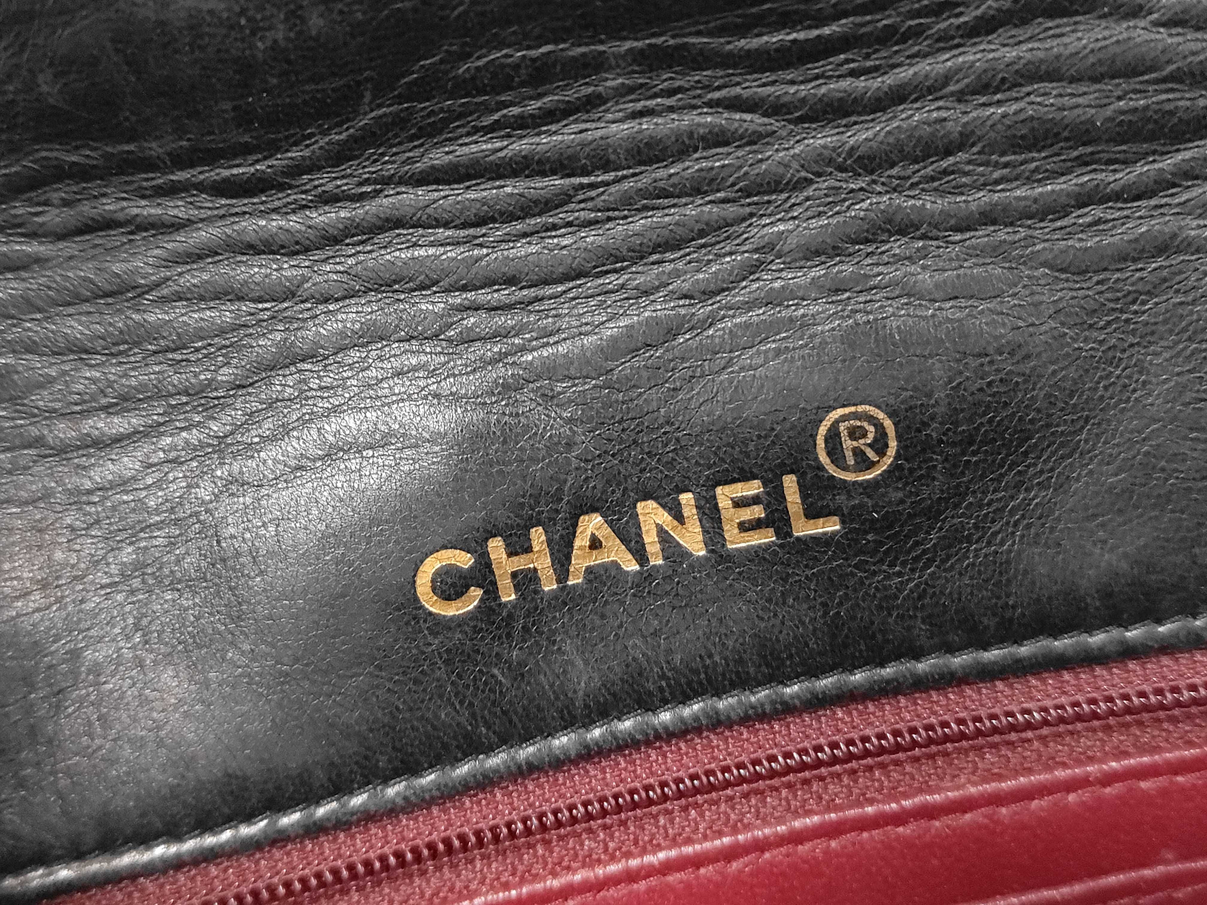 Lambskin Matelassé Chain Shoulder Bag (25, Series 2) — view 13