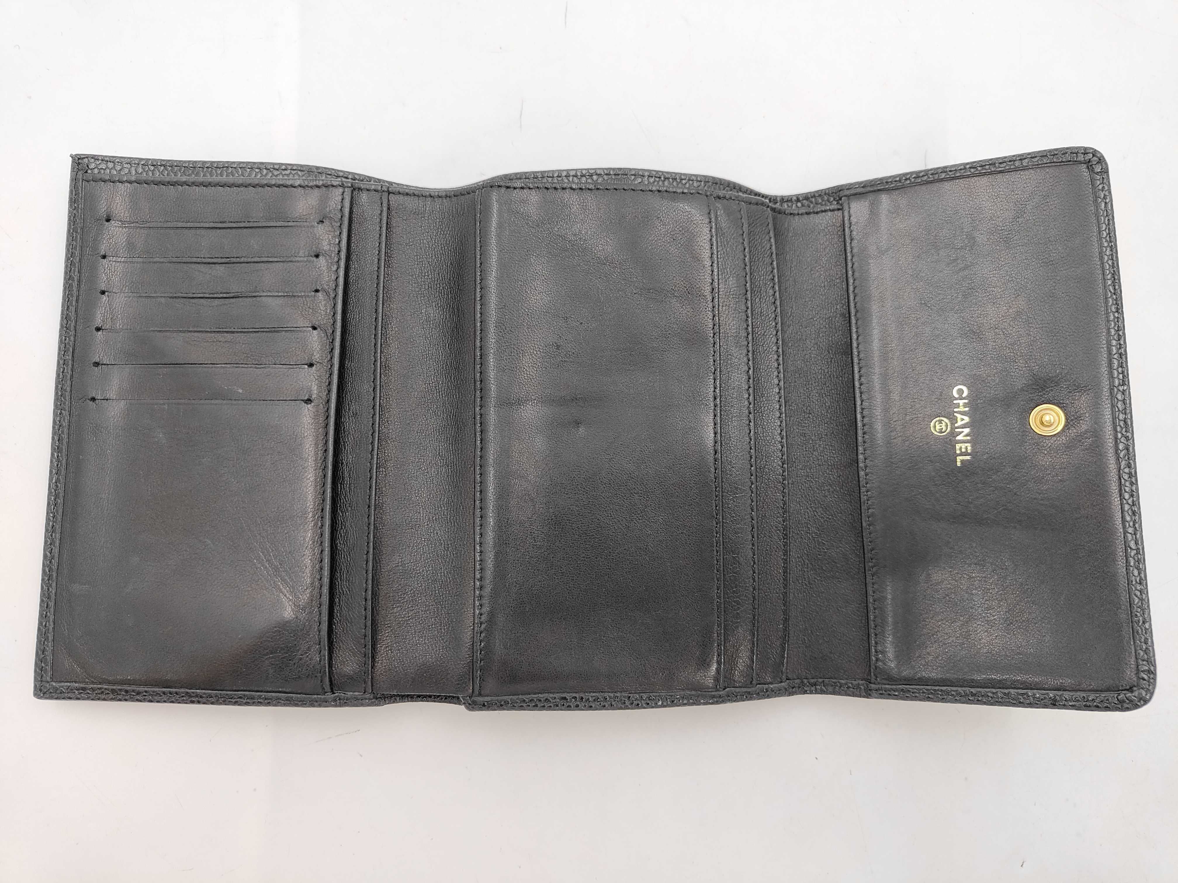 caviar skin wallet — view 3