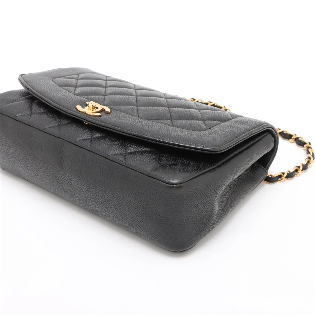 [Individually wrapped] Chanel Matelasse caviar skin single flap single chain bag Diana flap black gold hardware 3242786 3rd series — view 3