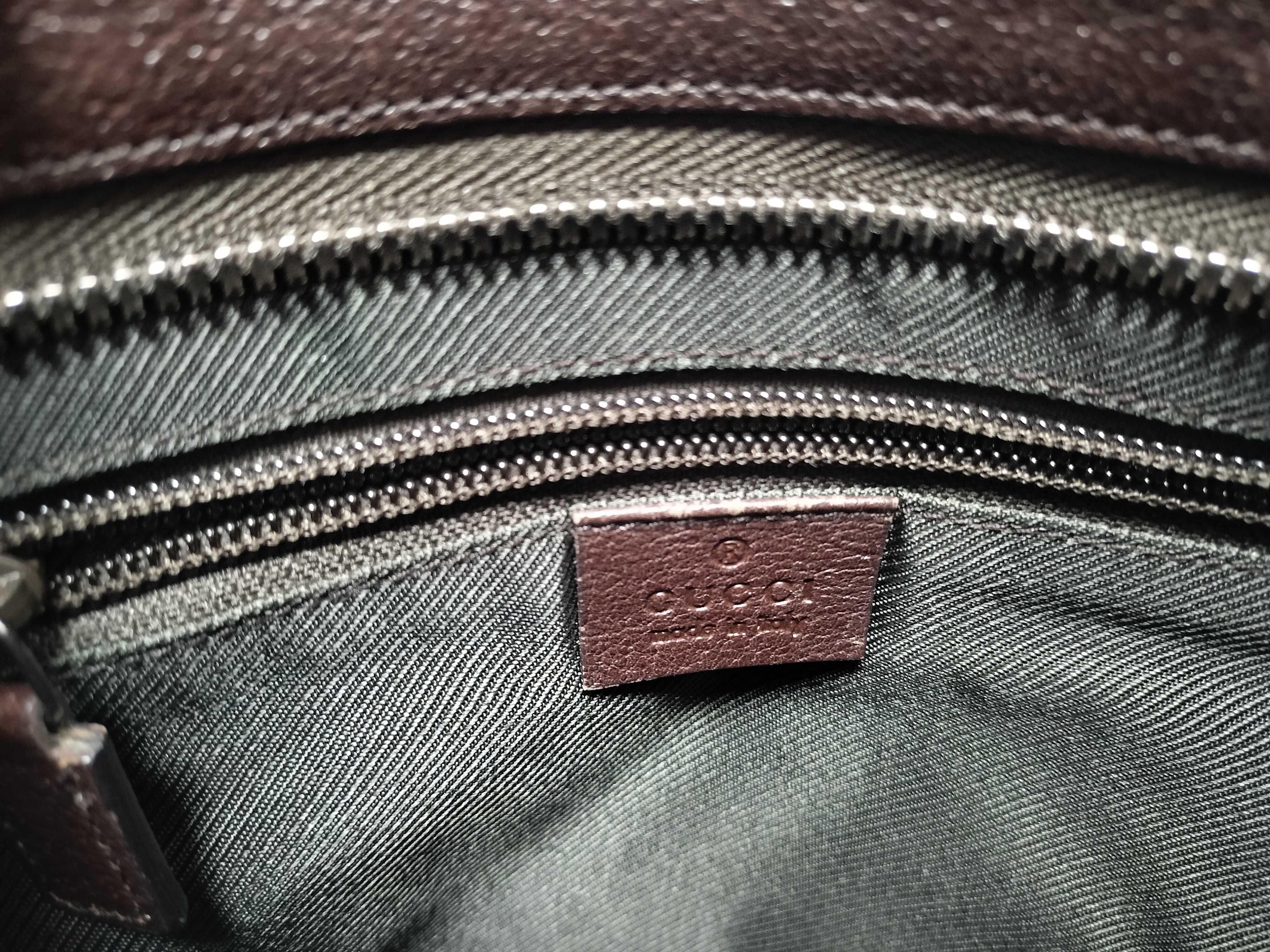 GG Canvas Shoulder Bag — view 11