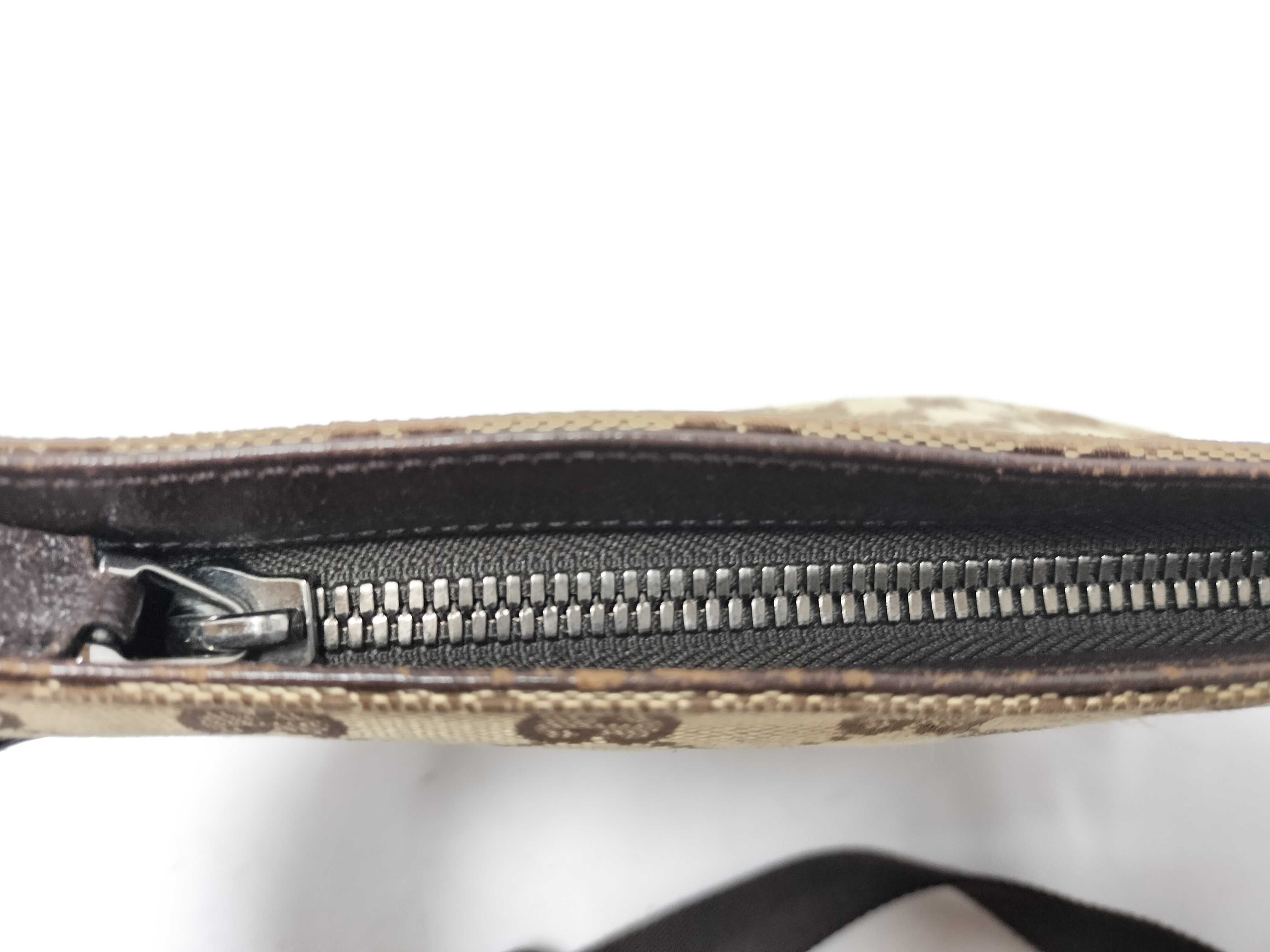 GG Canvas Shoulder Bag — view 6
