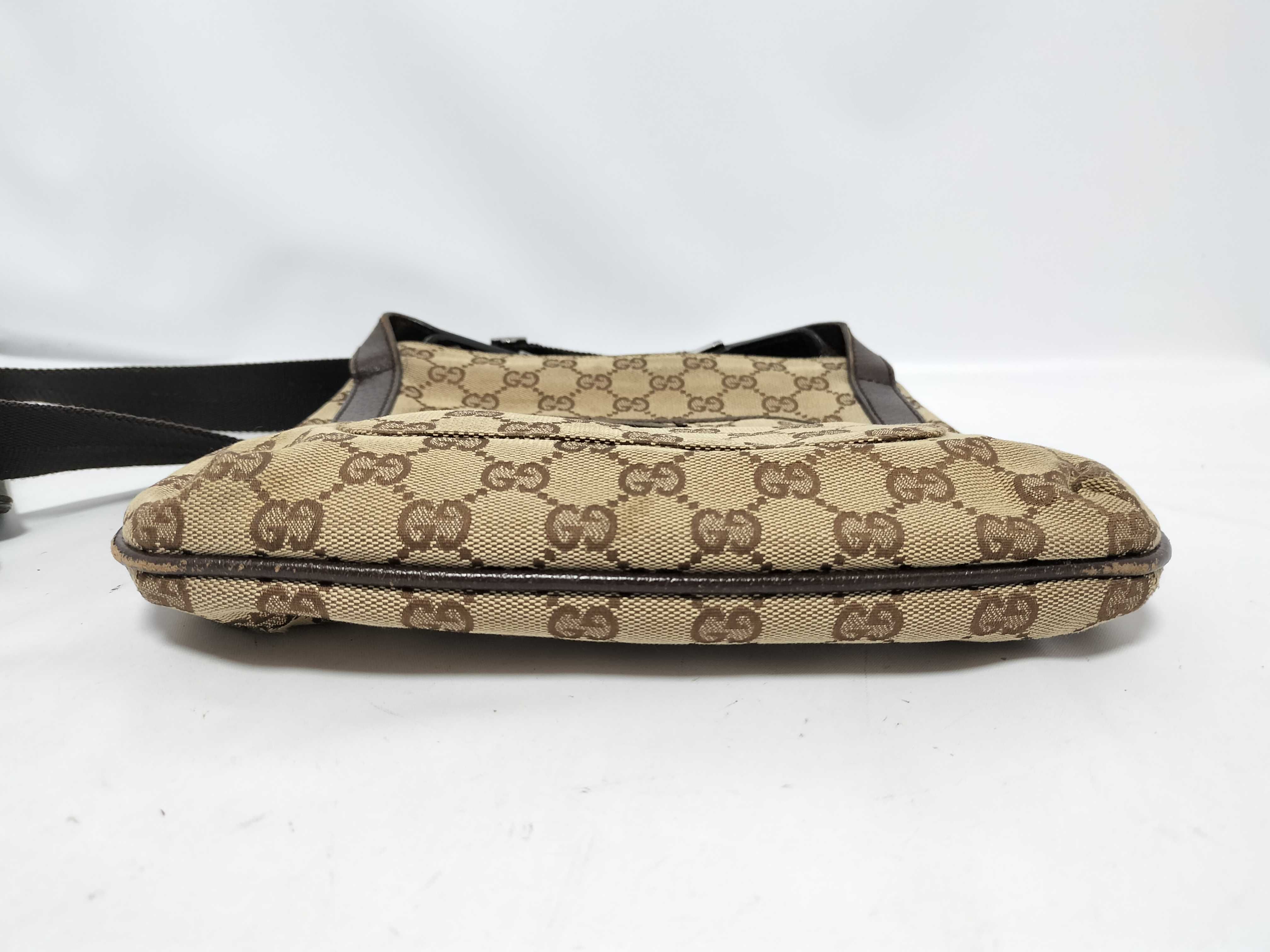 GG Canvas Shoulder Bag — view 7