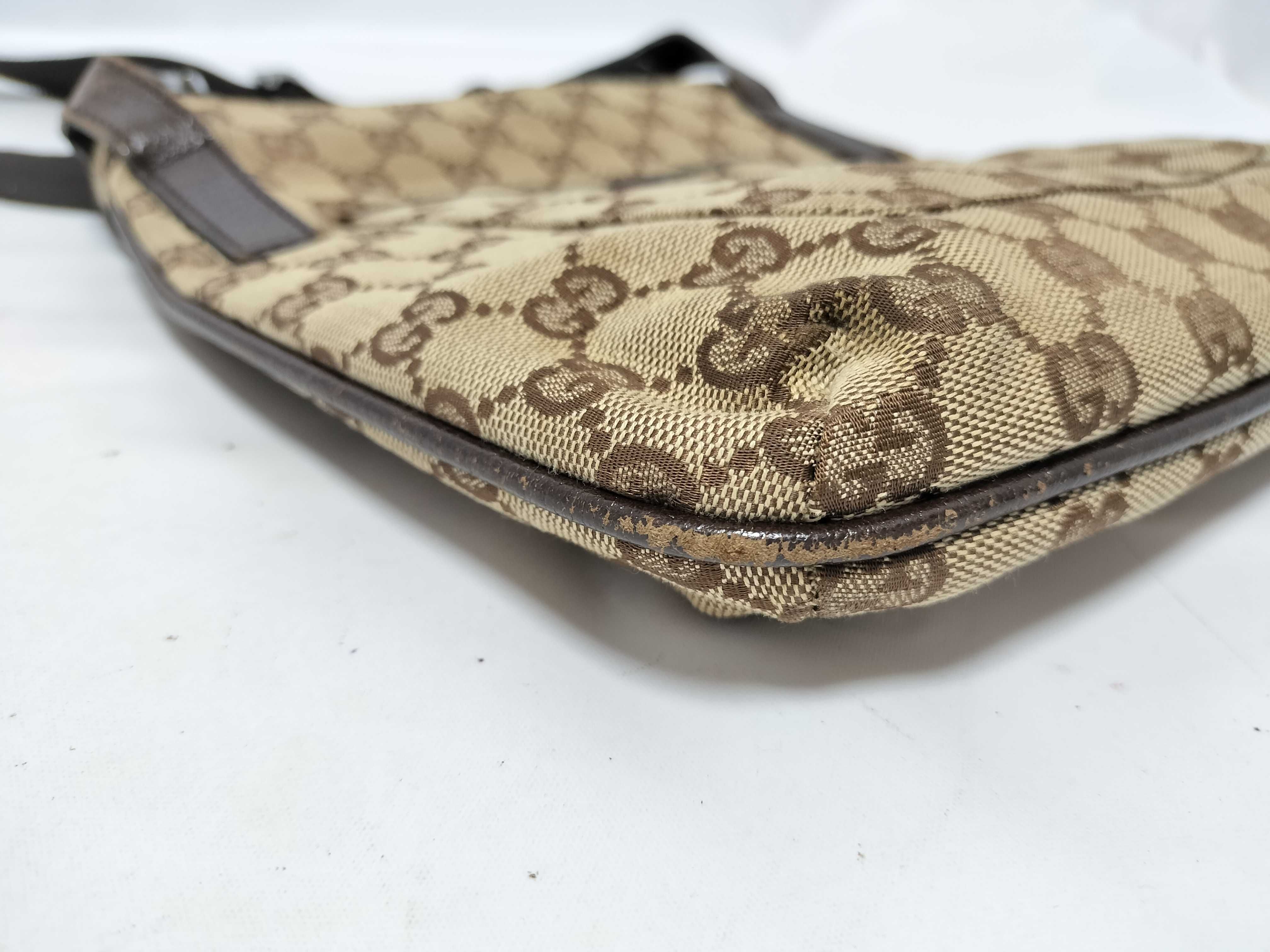 GG Canvas Shoulder Bag — view 8