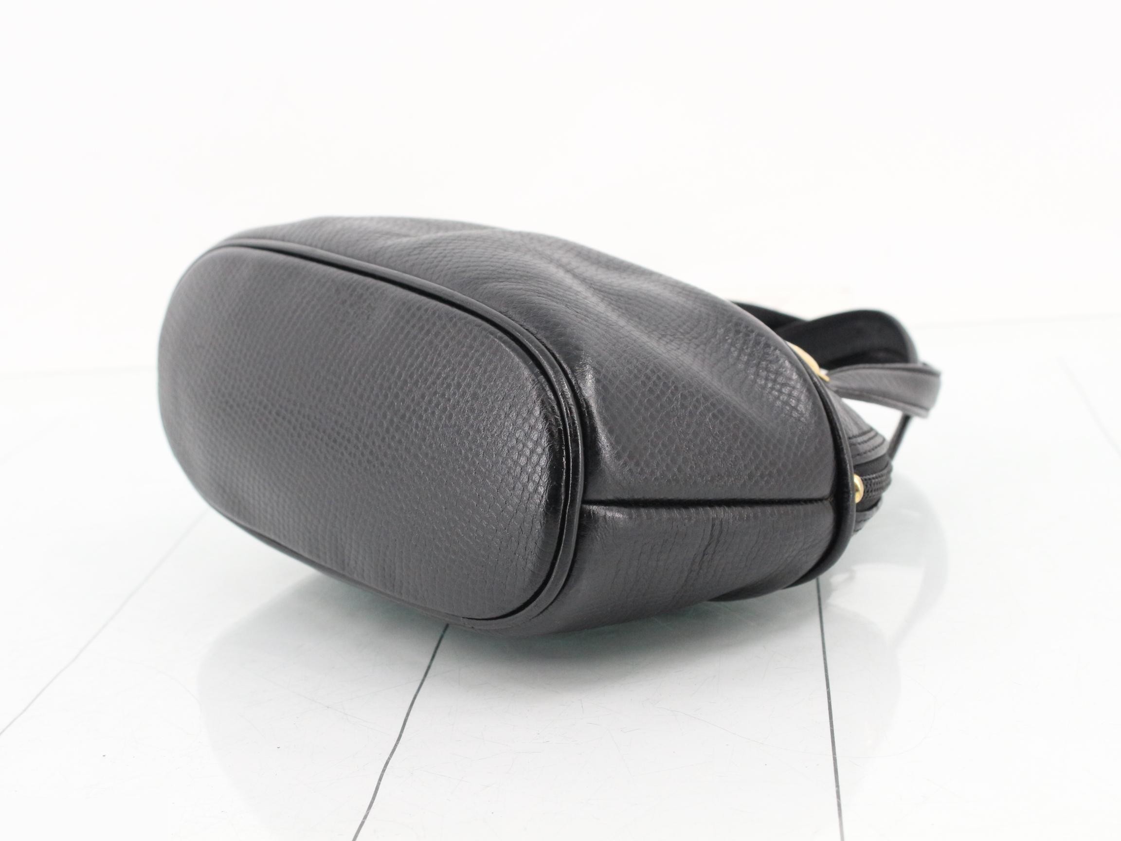 Oval — view 6
