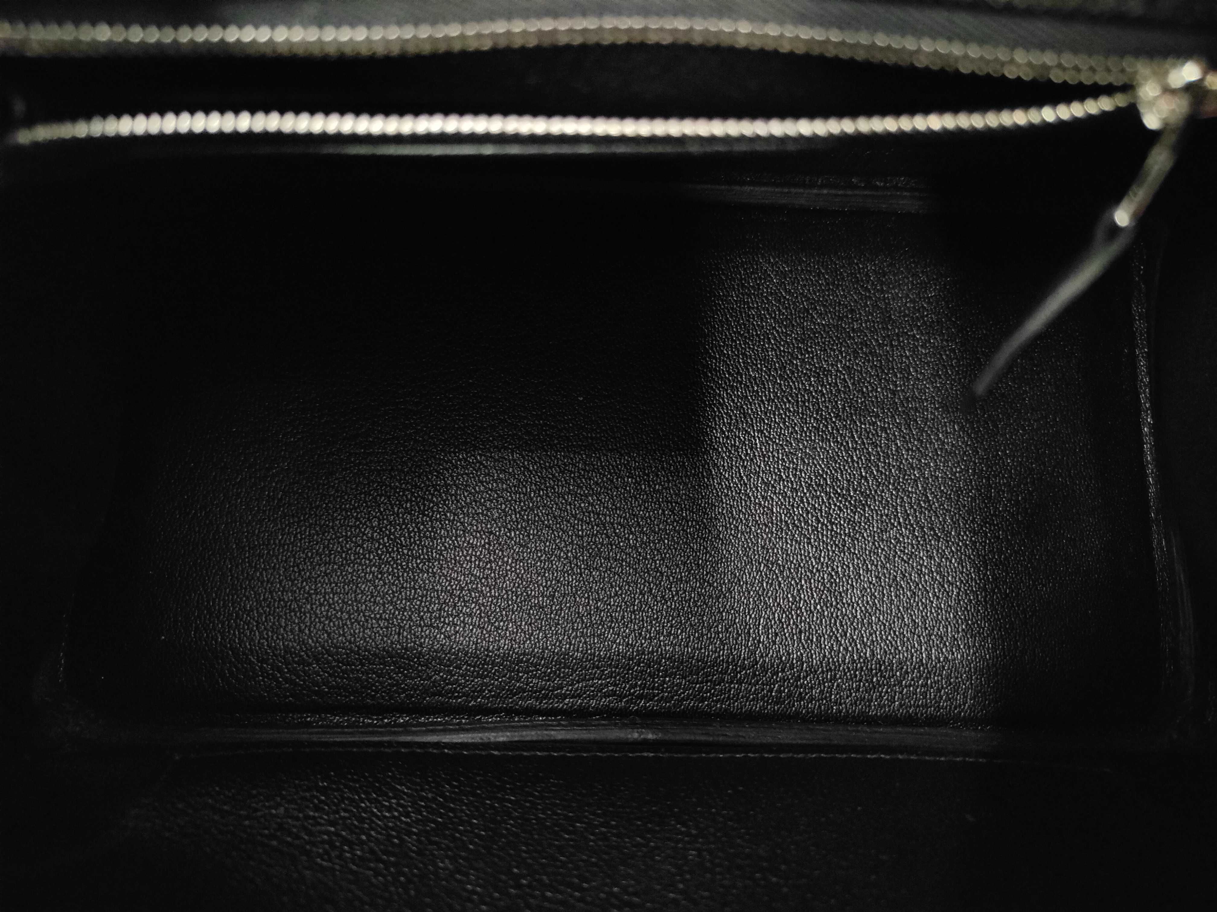 Birkin 25 Black Togo Leather Handbag with Silver Hardware and G Stamp — view 8