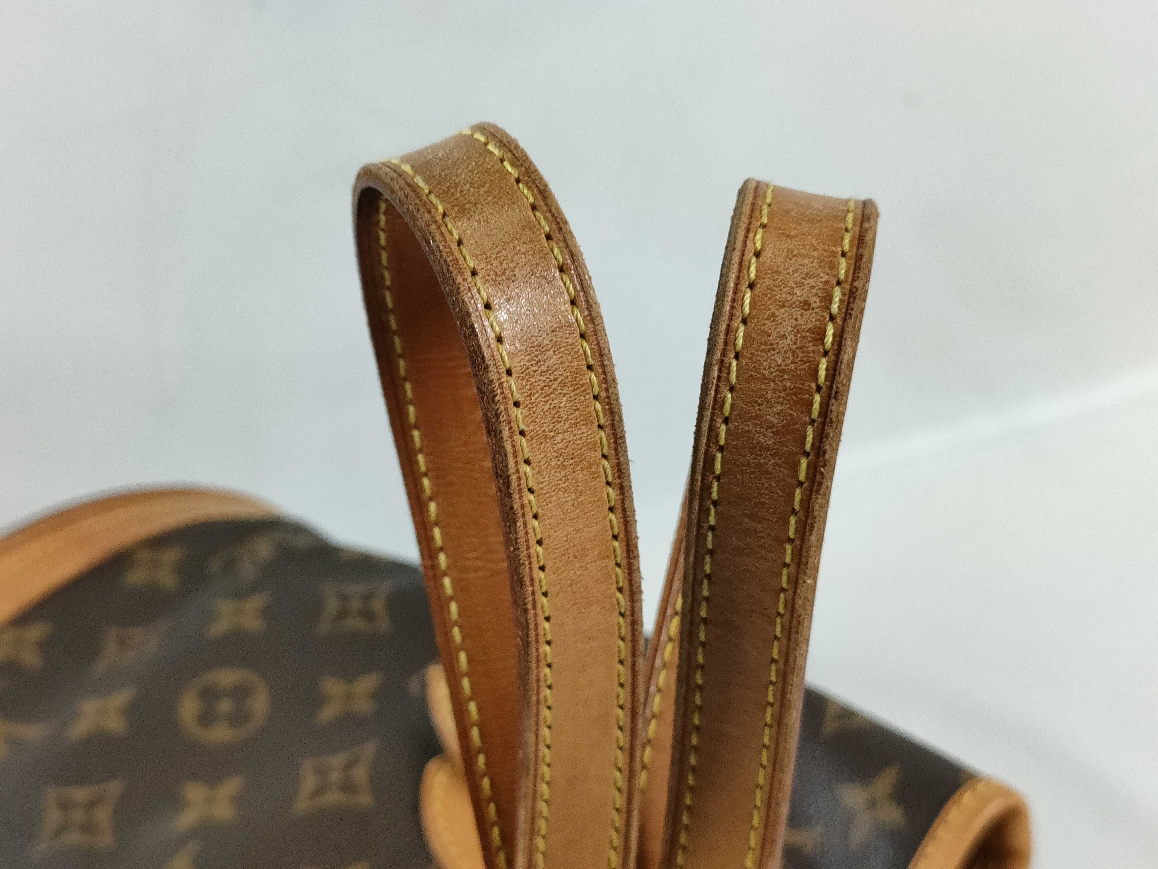 Monogram Bucket PM M42238 DK3017 Tote Bag — view 4