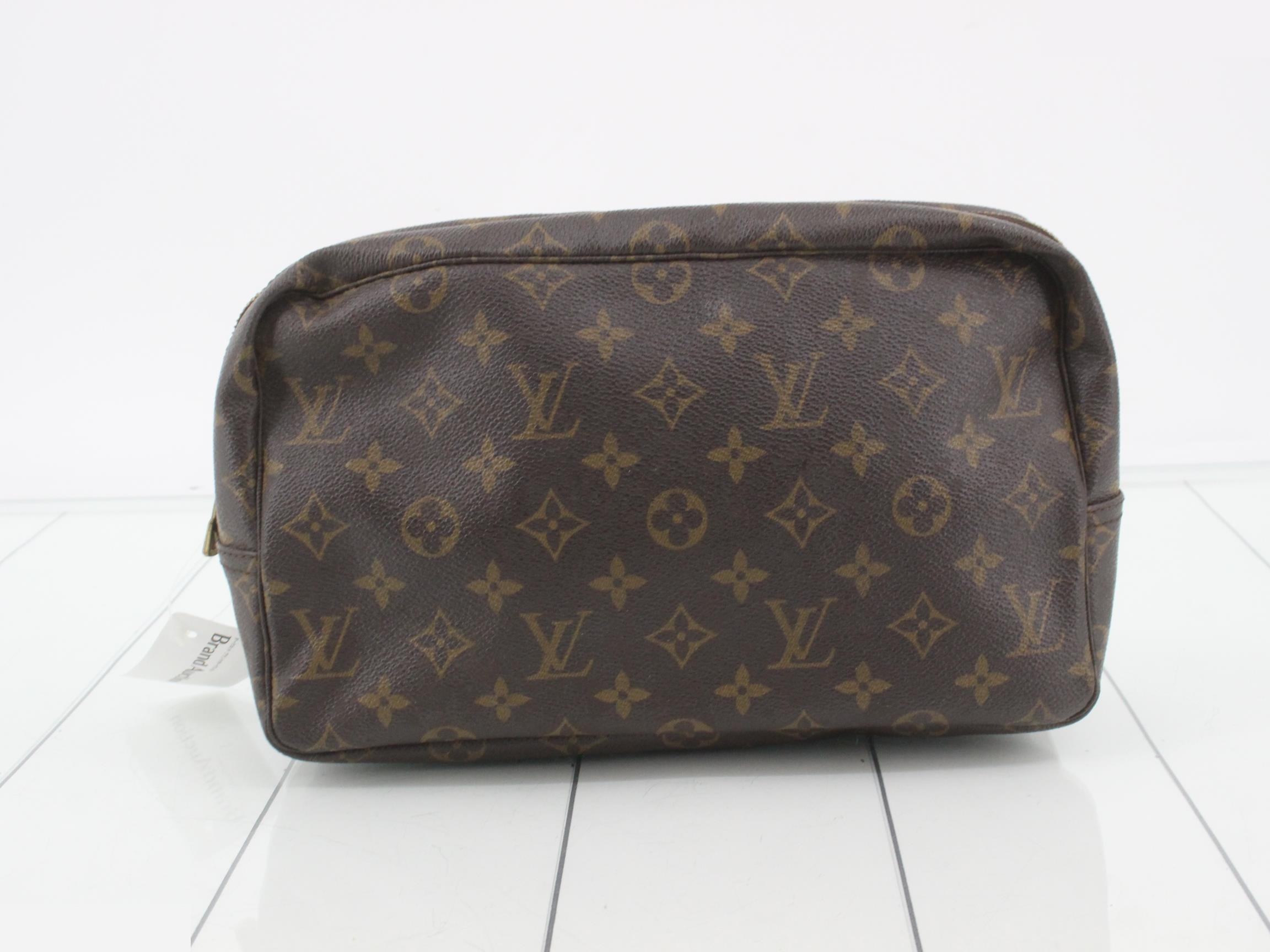 M47522 Monogram Truth Wallet 28