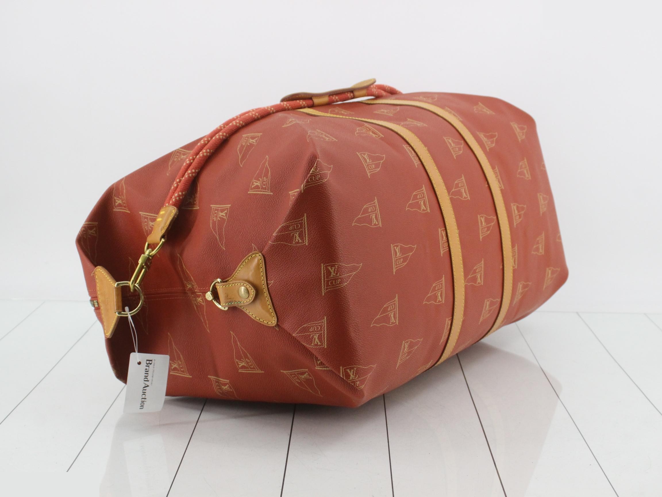 Boston bag, 1995 model, America's Cup design, red, gold hardware. — view 5