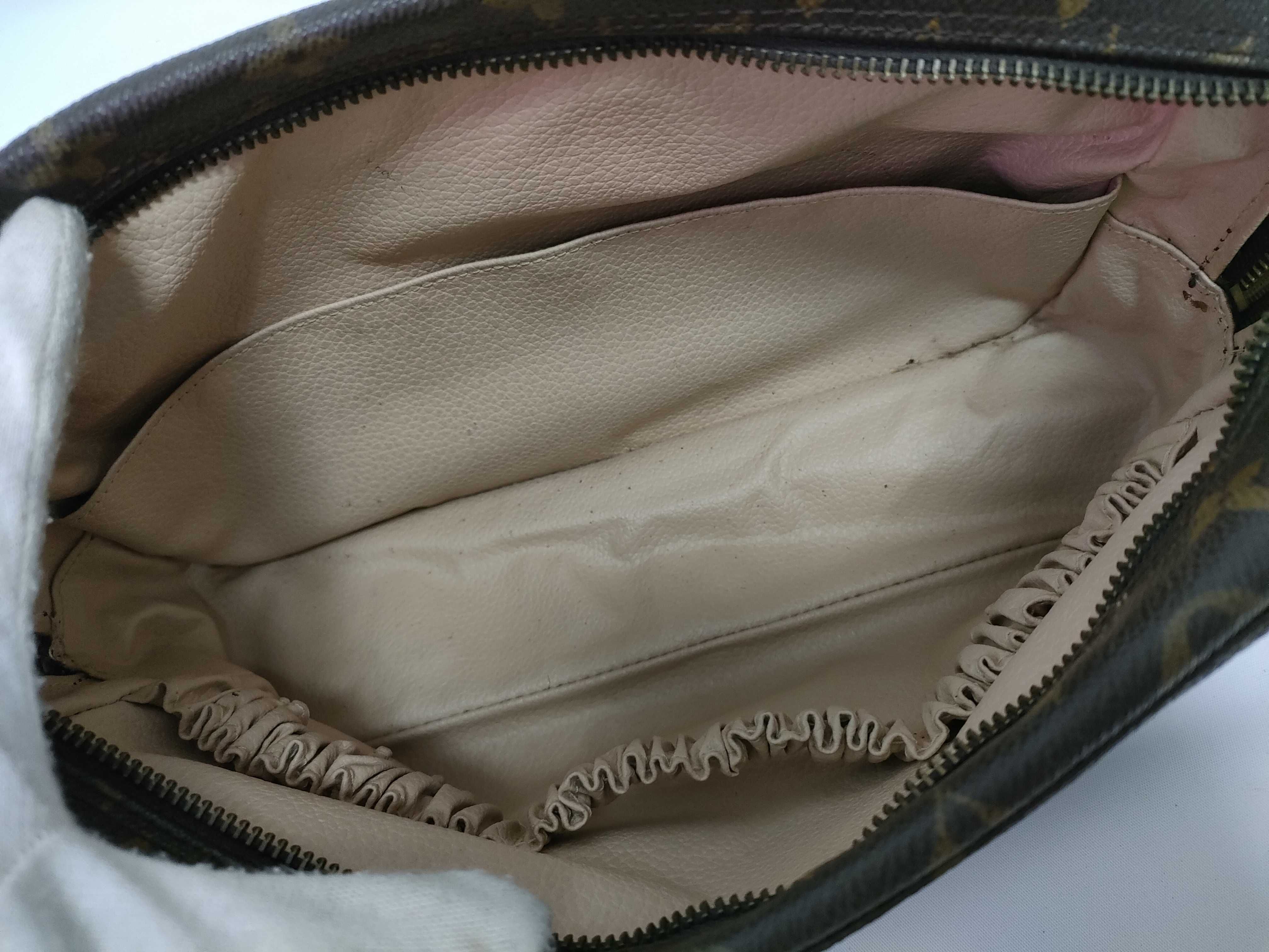 Monogram Louis Vuitton Monogram Clutch Bag — view 5