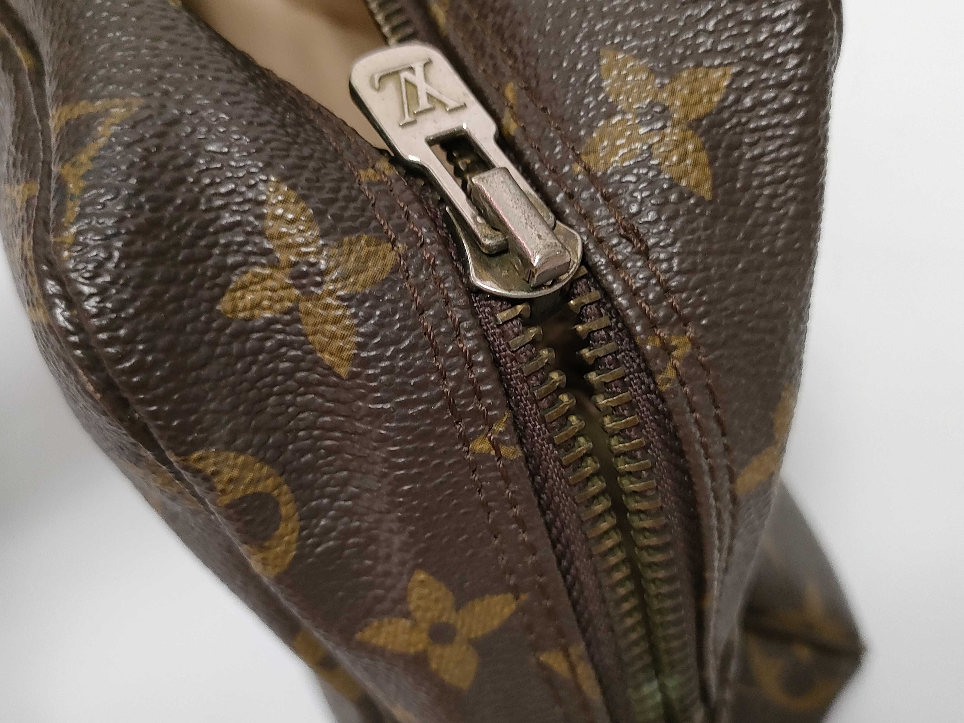Monogram Louis Vuitton Monogram Clutch Bag — view 10