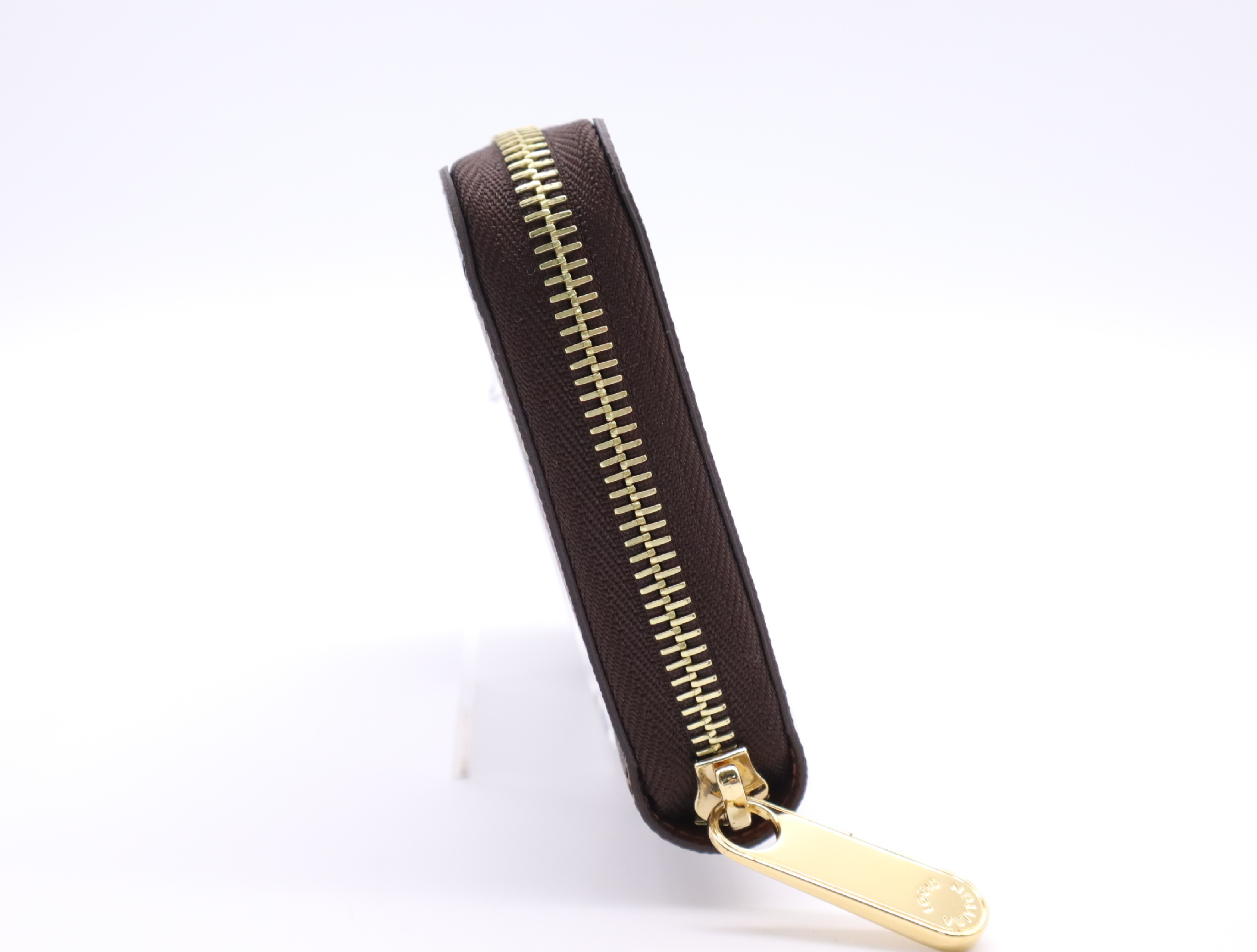 M42616 Monogram Zippy Wallet with dust bag, RFID detected. — view 5
