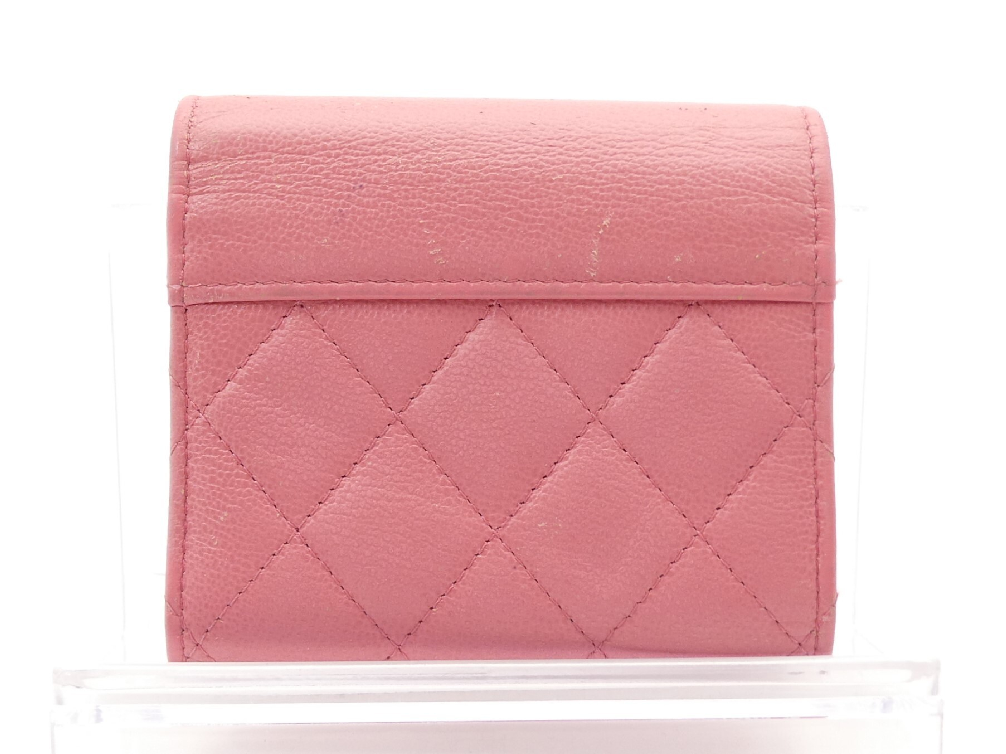 Matelassé Coco Mark Tri-fold Wallet — view 2