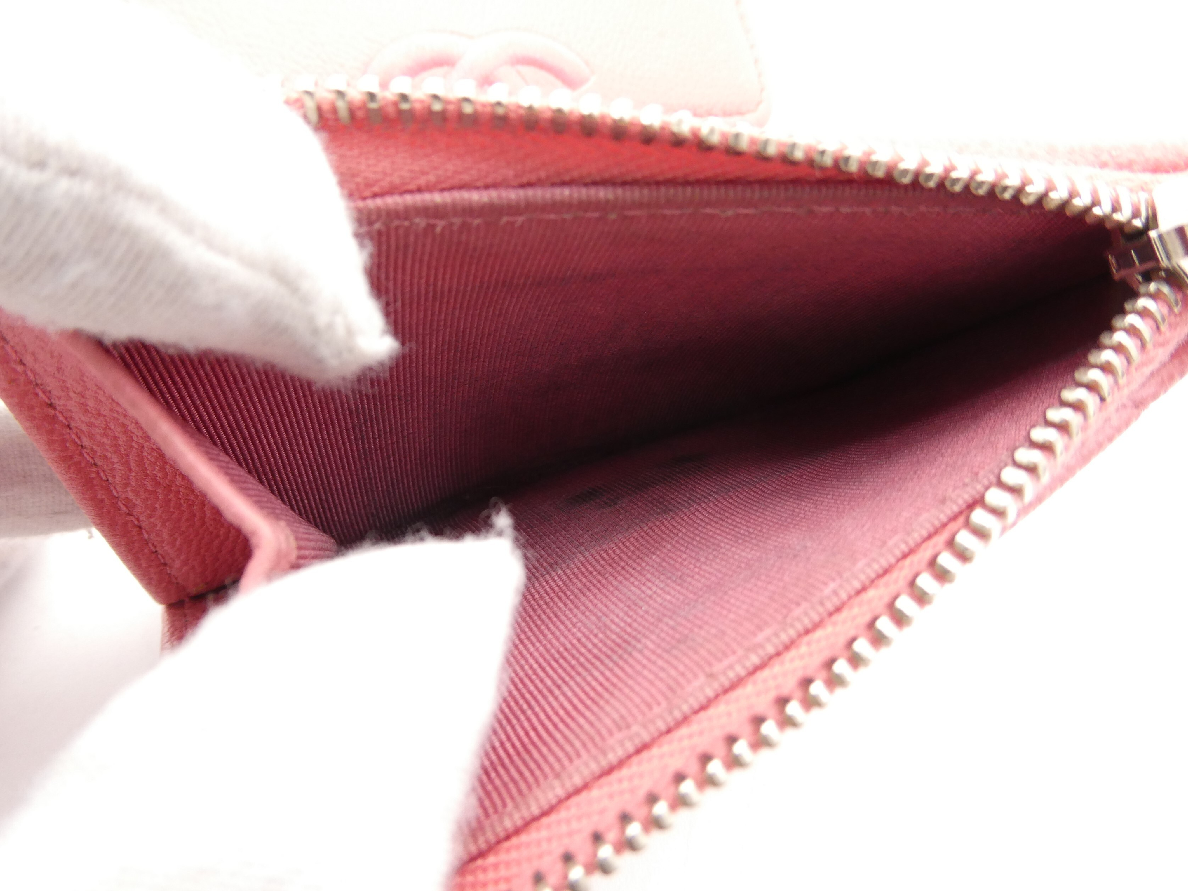 Matelassé Coco Mark Tri-fold Wallet — view 7