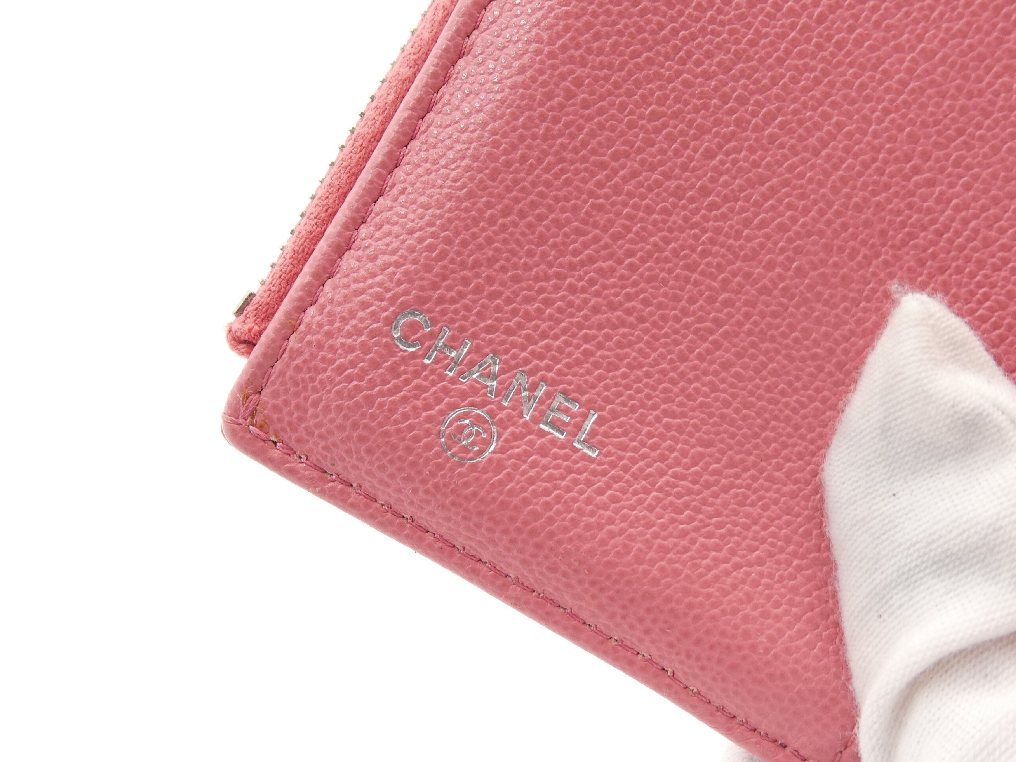 Matelassé Coco Mark Tri-fold Wallet — view 8