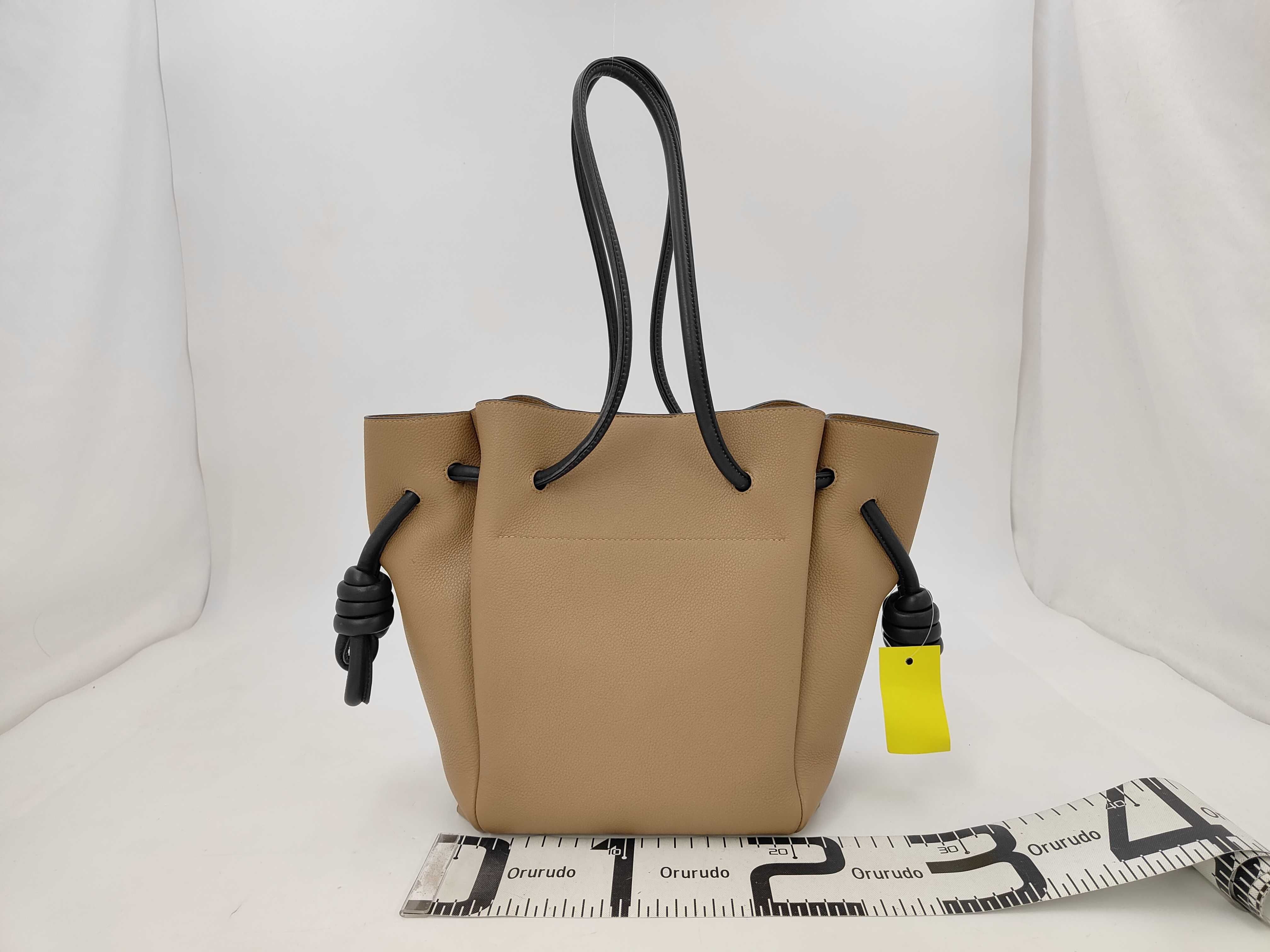 Flamenco Knot Tote, Camel x Black Tote Bag — view 2