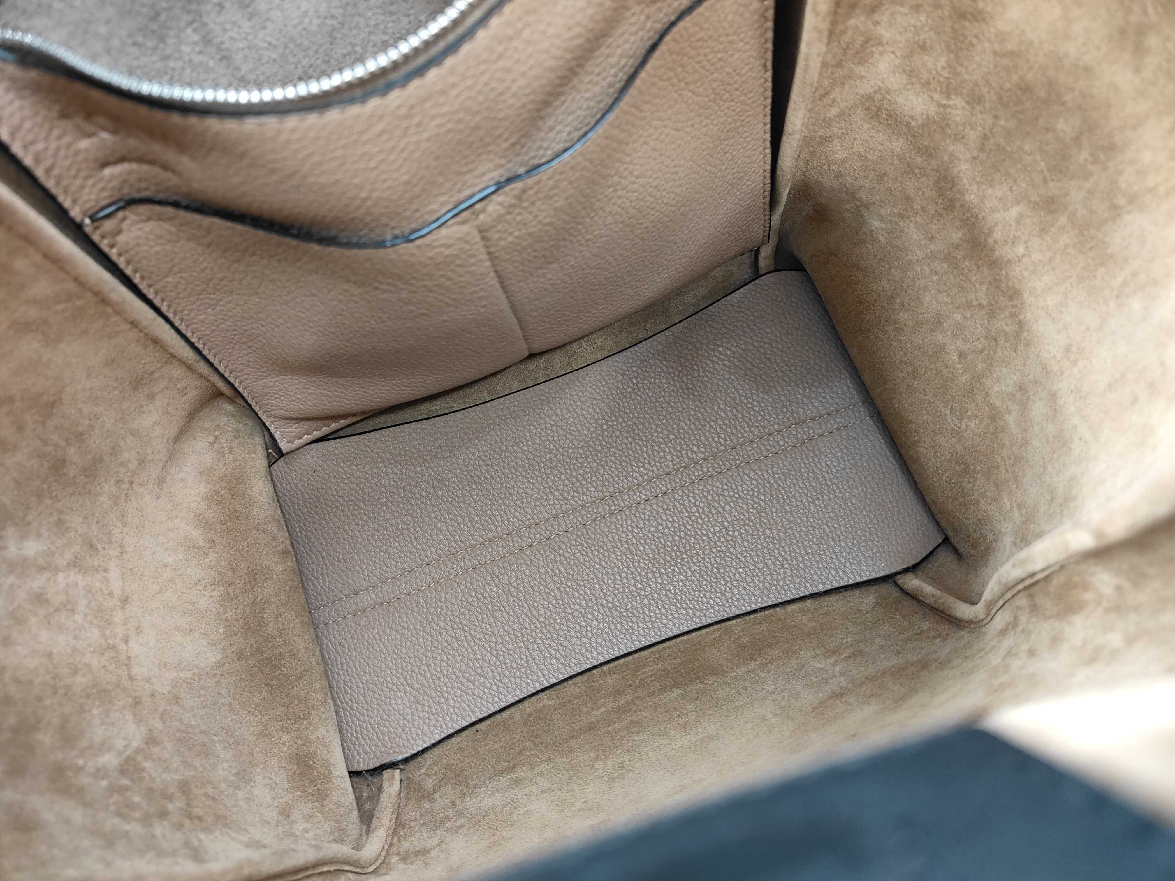 Flamenco Knot Tote, Camel x Black Tote Bag — view 12