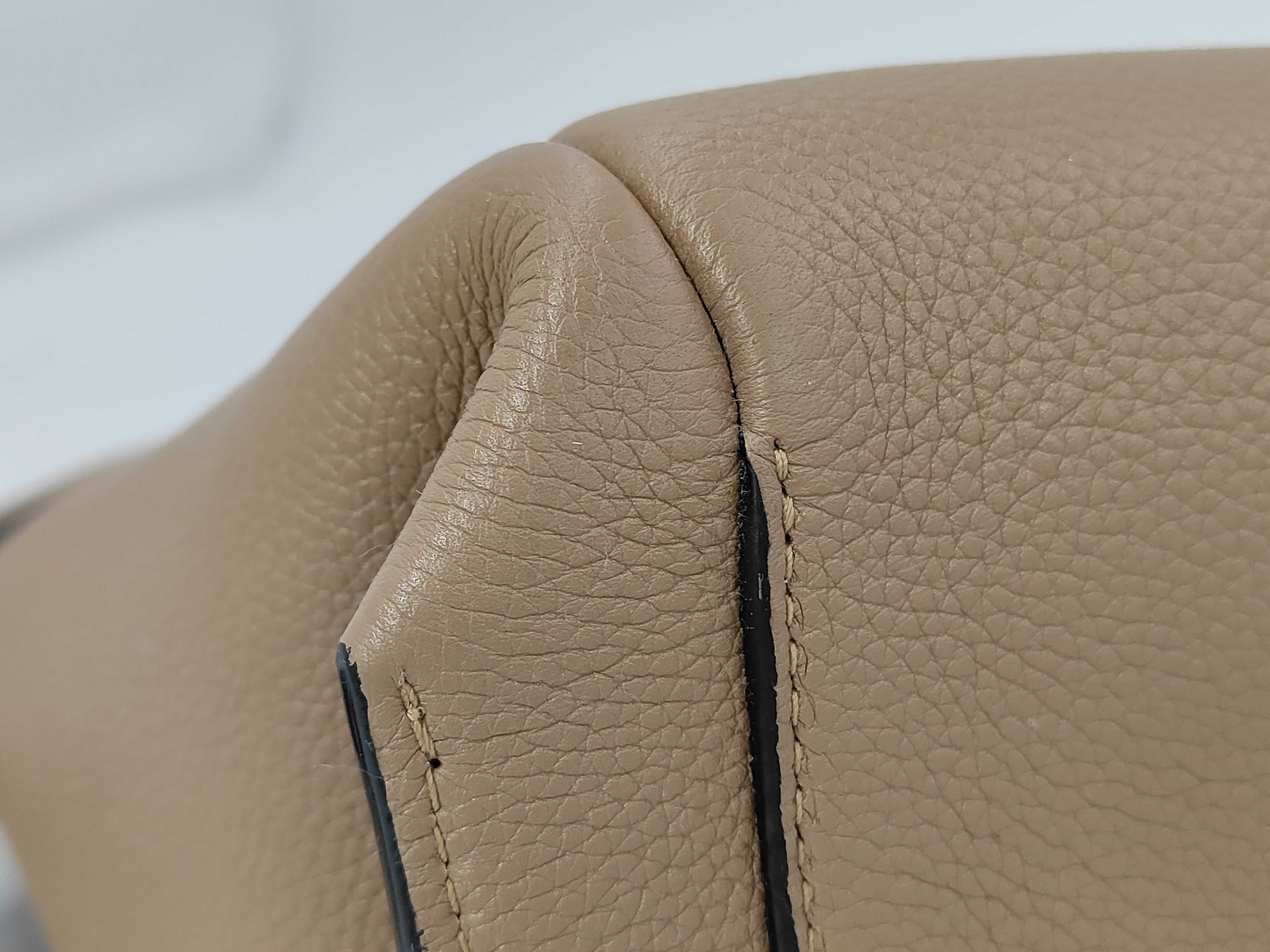 Flamenco Knot Tote, Camel x Black Tote Bag — view 7