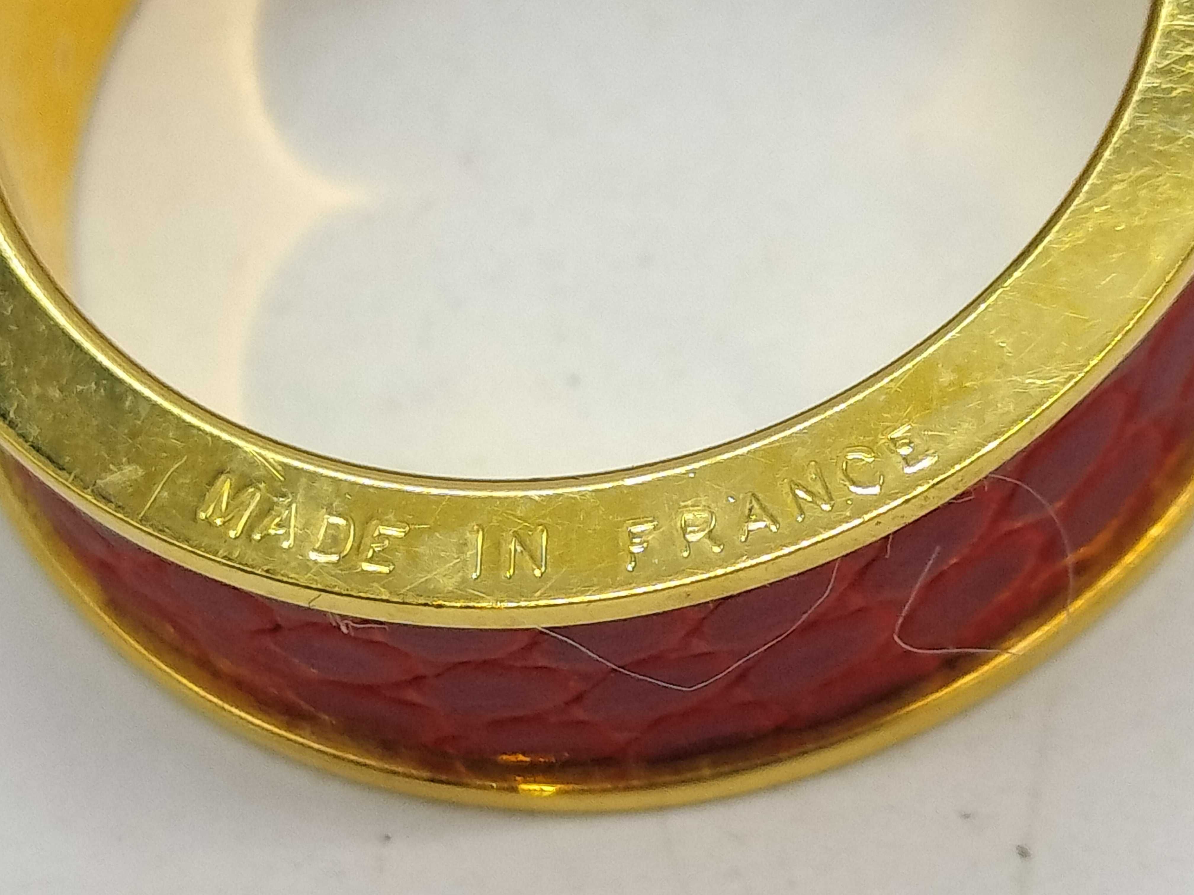 scarf ring, padlock, and other accessories — view 4
