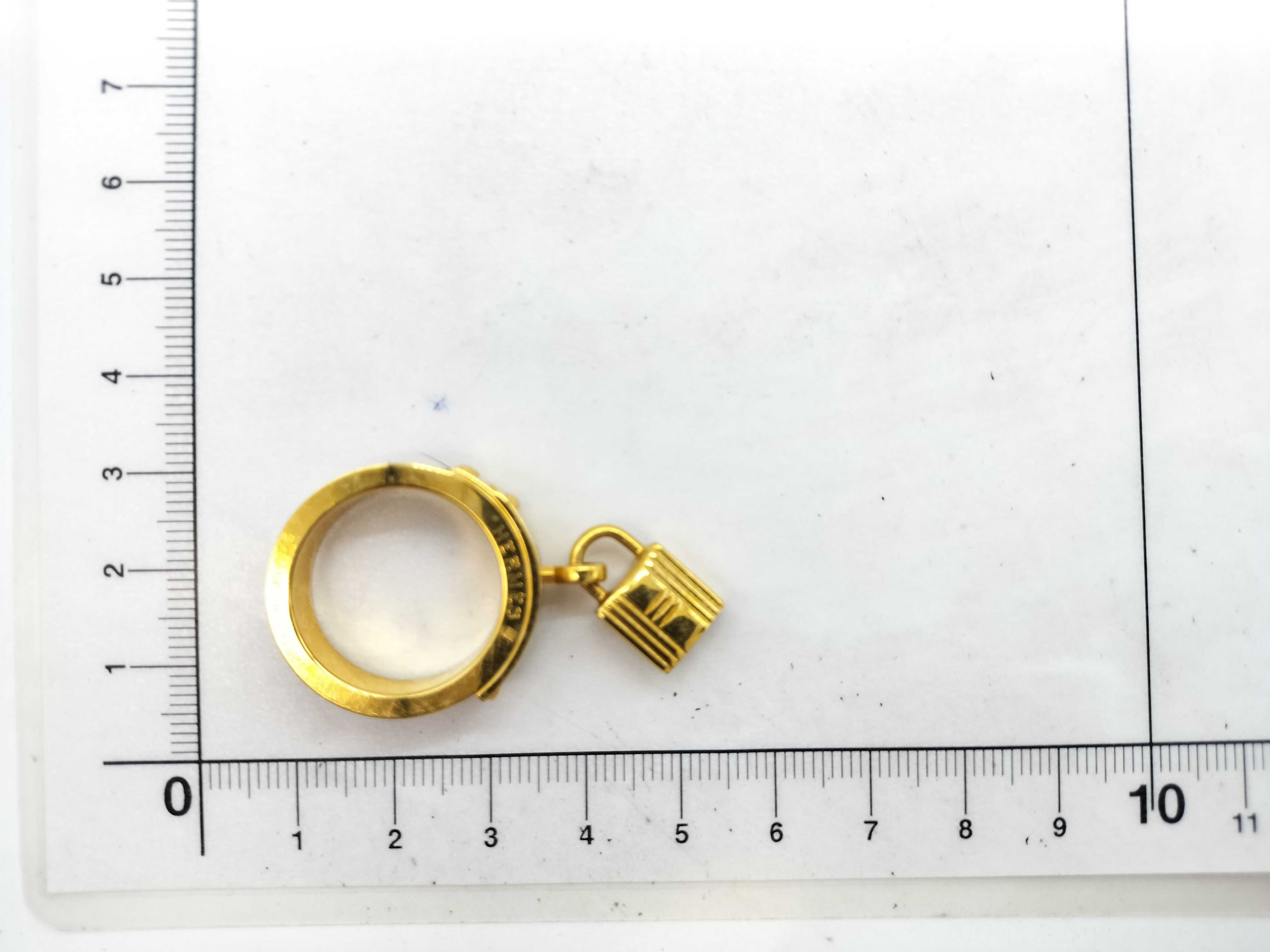 scarf ring, padlock, and other accessories — view 5
