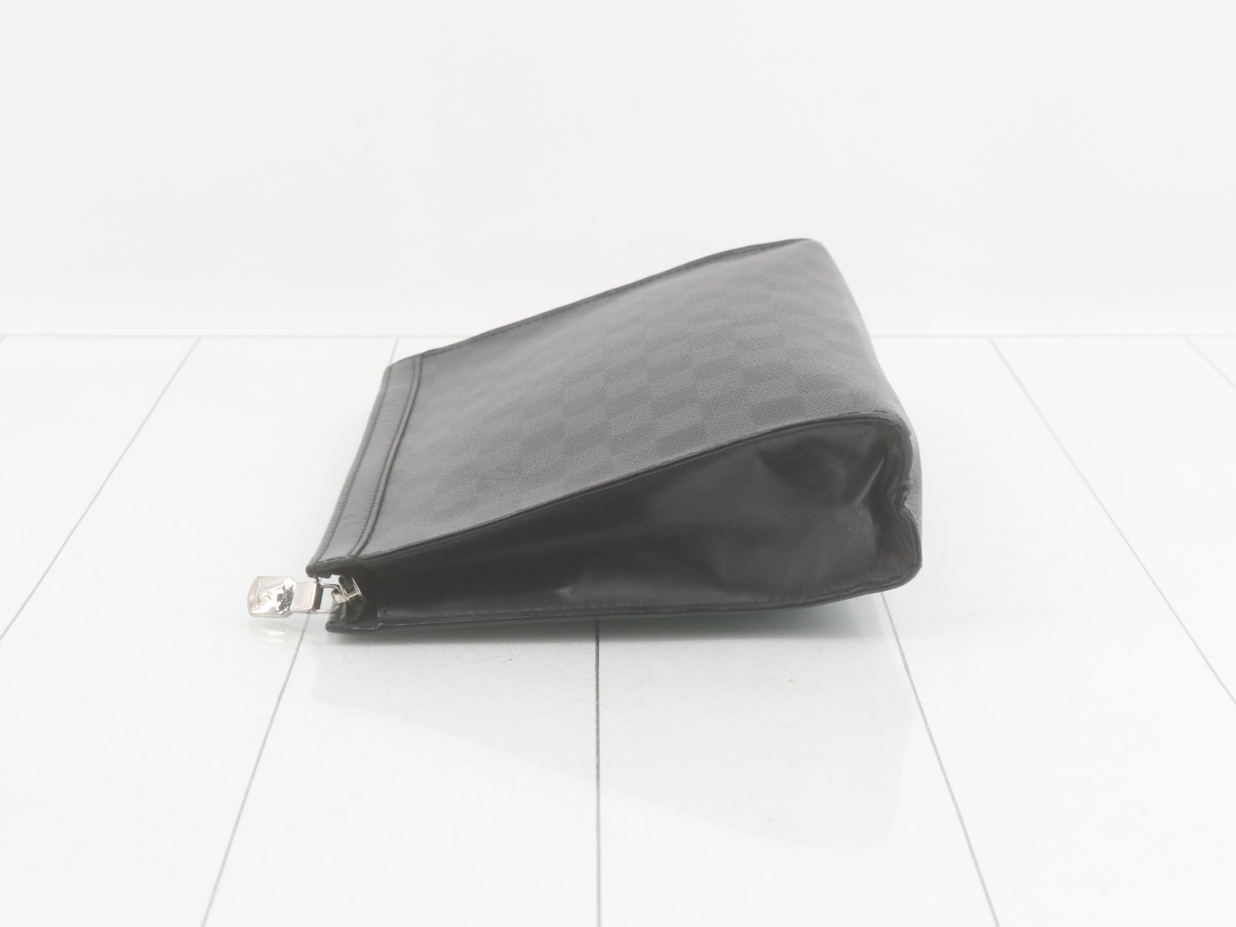 Damier Graphite Pochette Voyage MM Second Bag — view 4