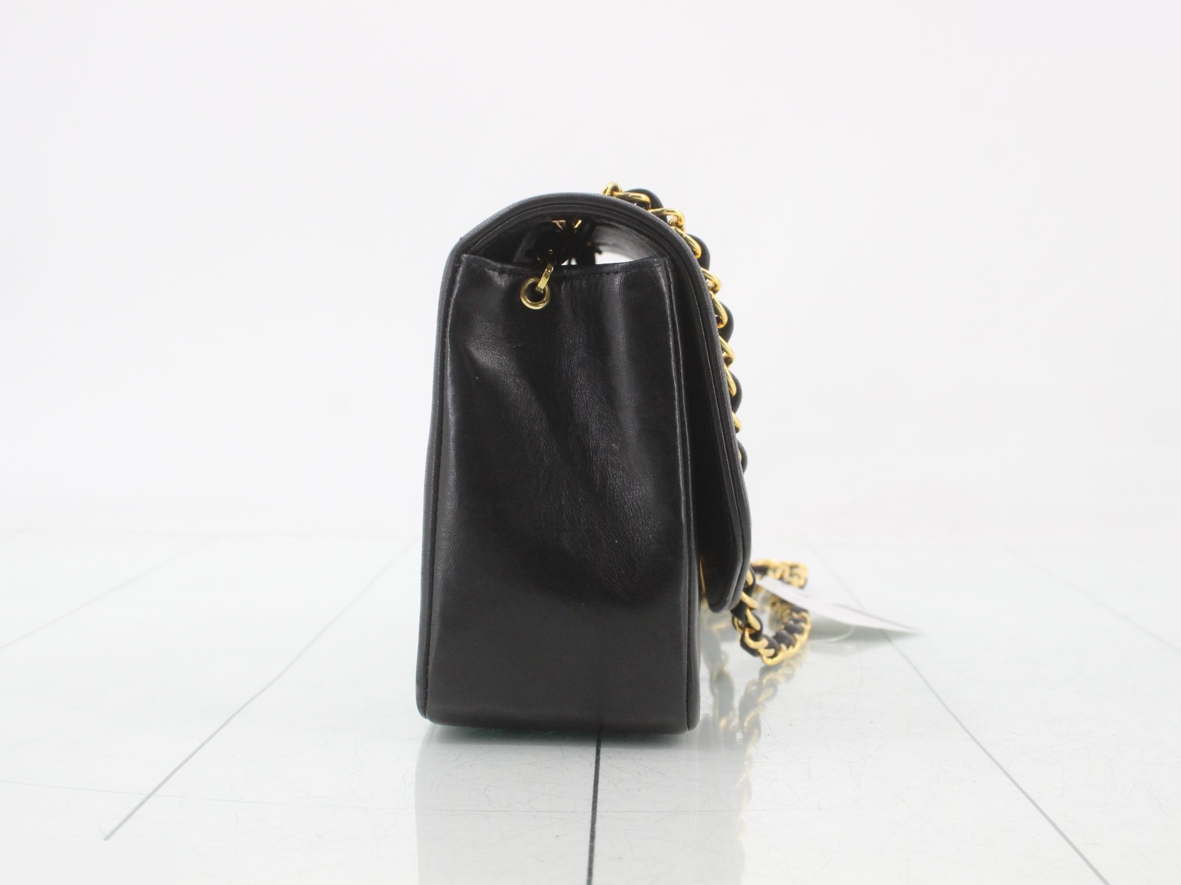 Icon Series (Bags) - Shoulder Bag — view 4