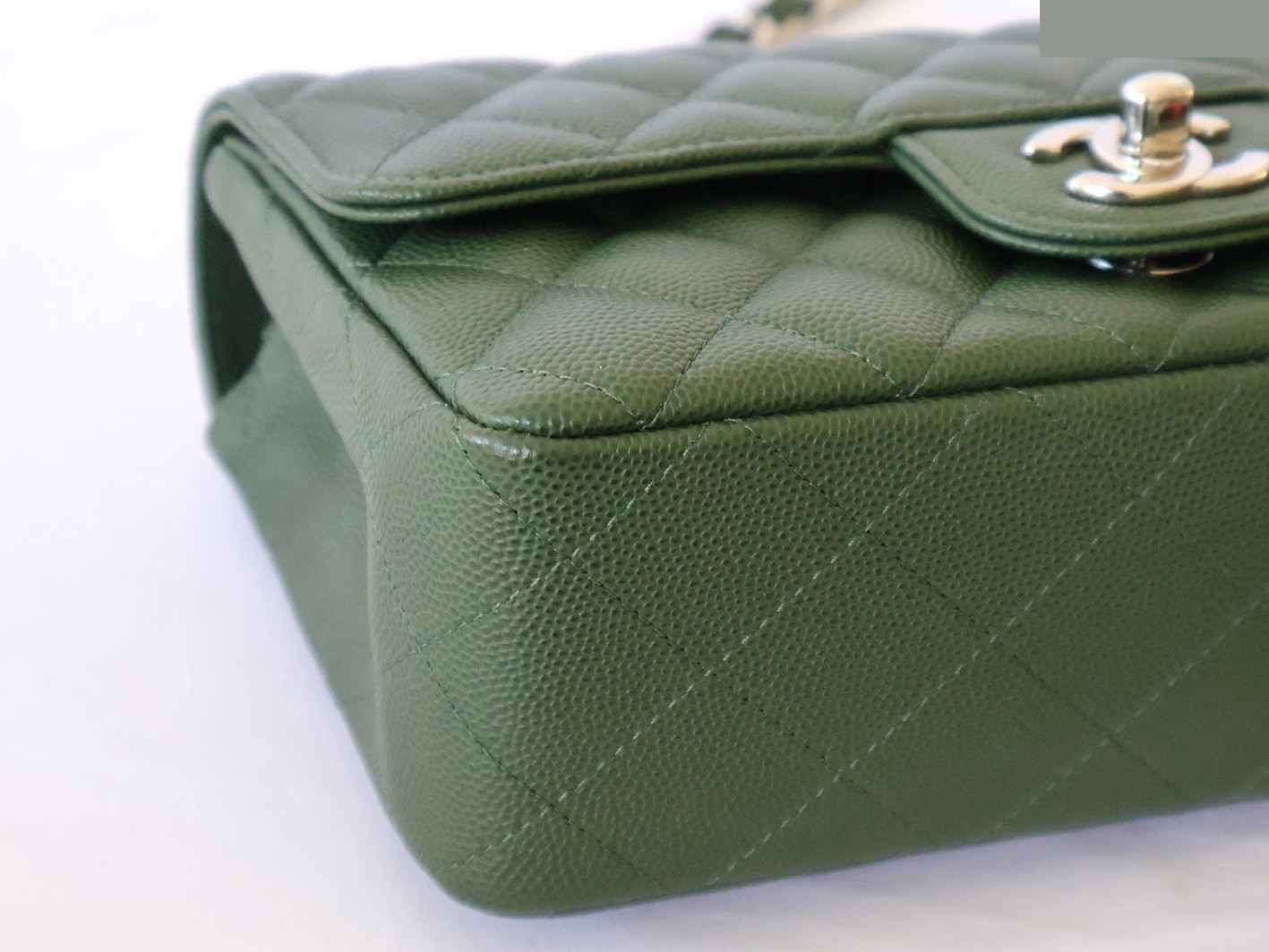 Mini Matelassé 20 Caviar Skin Chain Shoulder Bag, Green — view 3