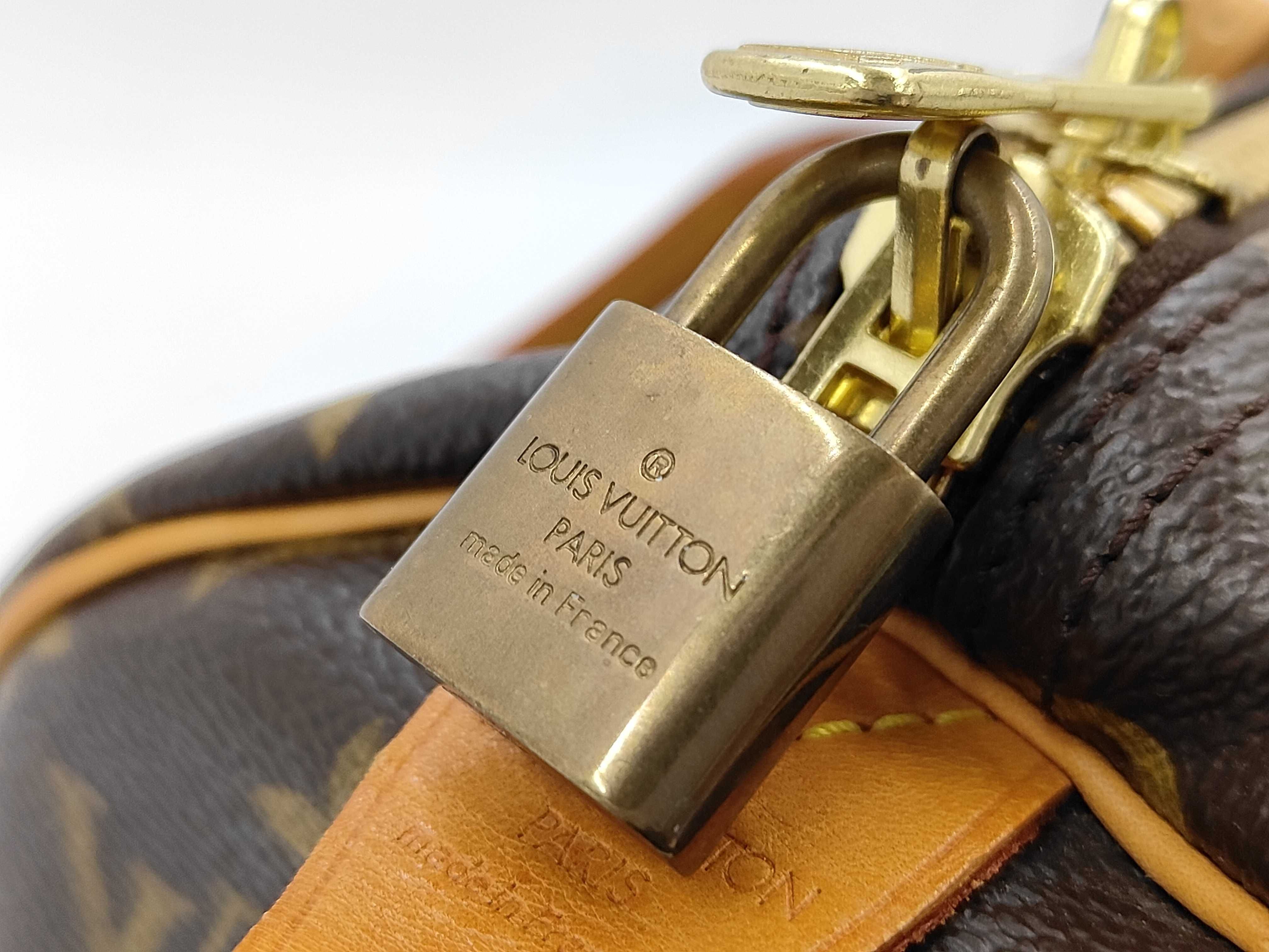 LV Keepall 45 Boston Bag — view 8