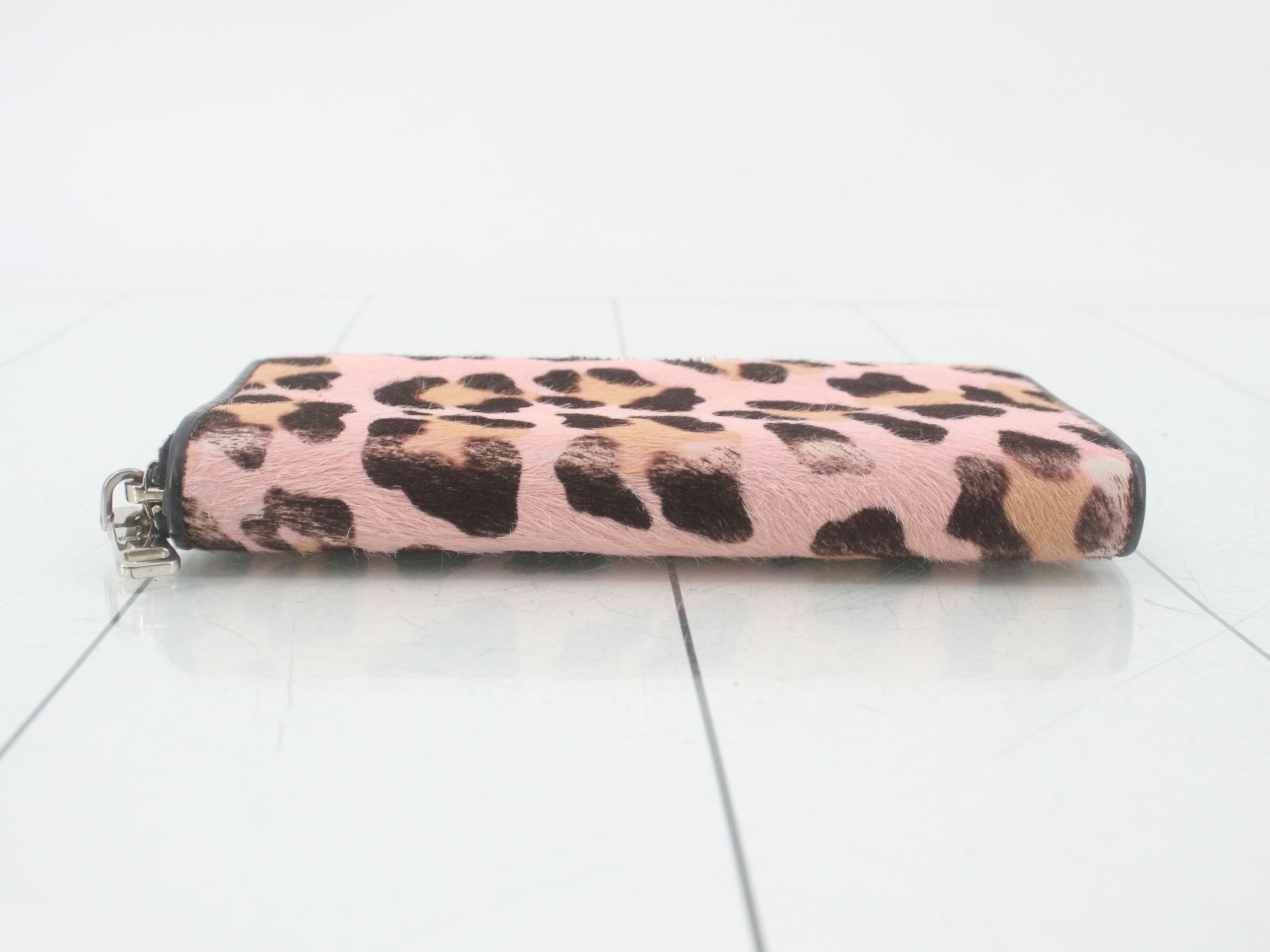 5M0506 Long Wallet, Calf Hair, Leopard Print, Round Zipper, Pink Leather — view 3