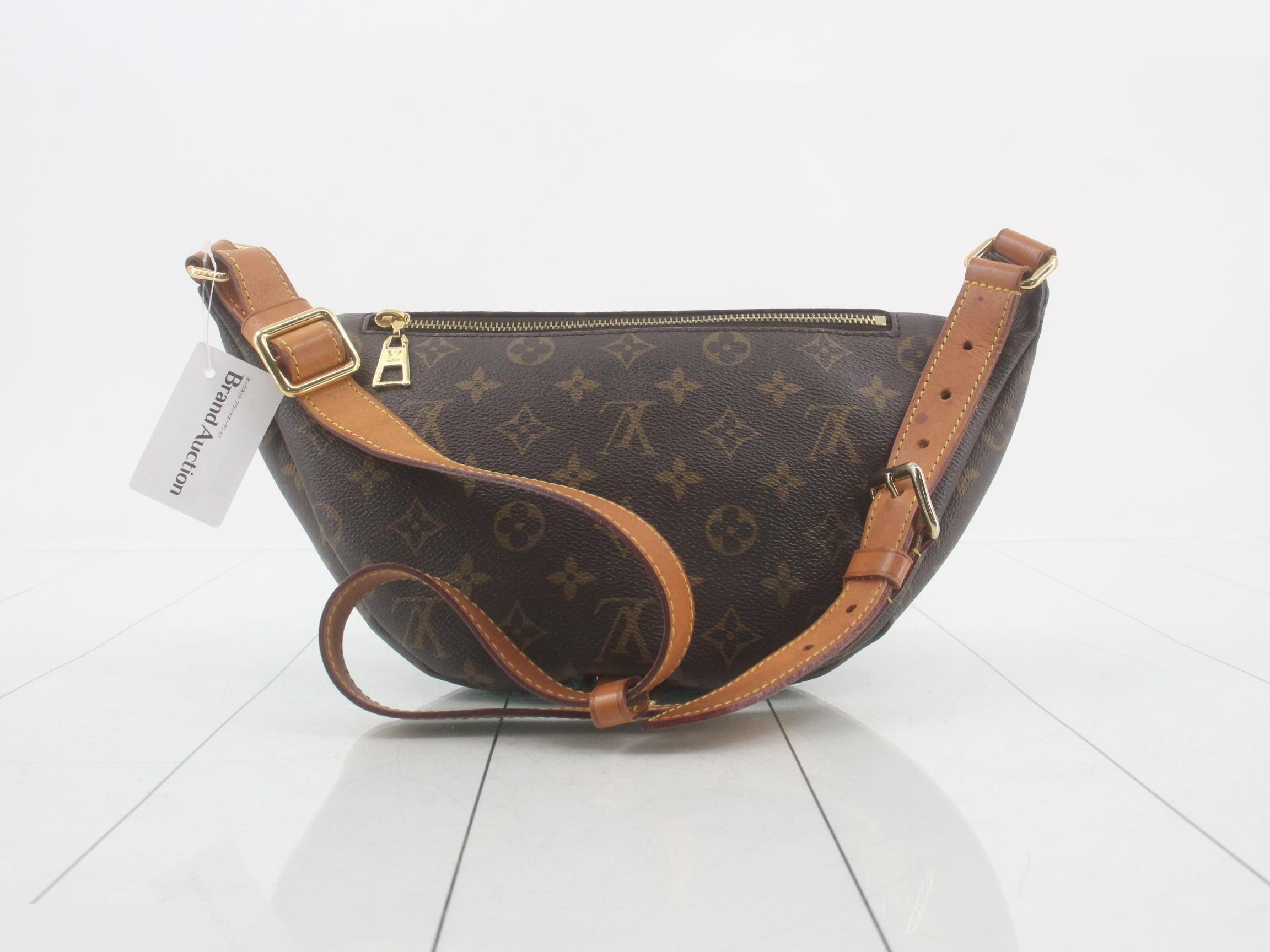 Bumbag — view 2
