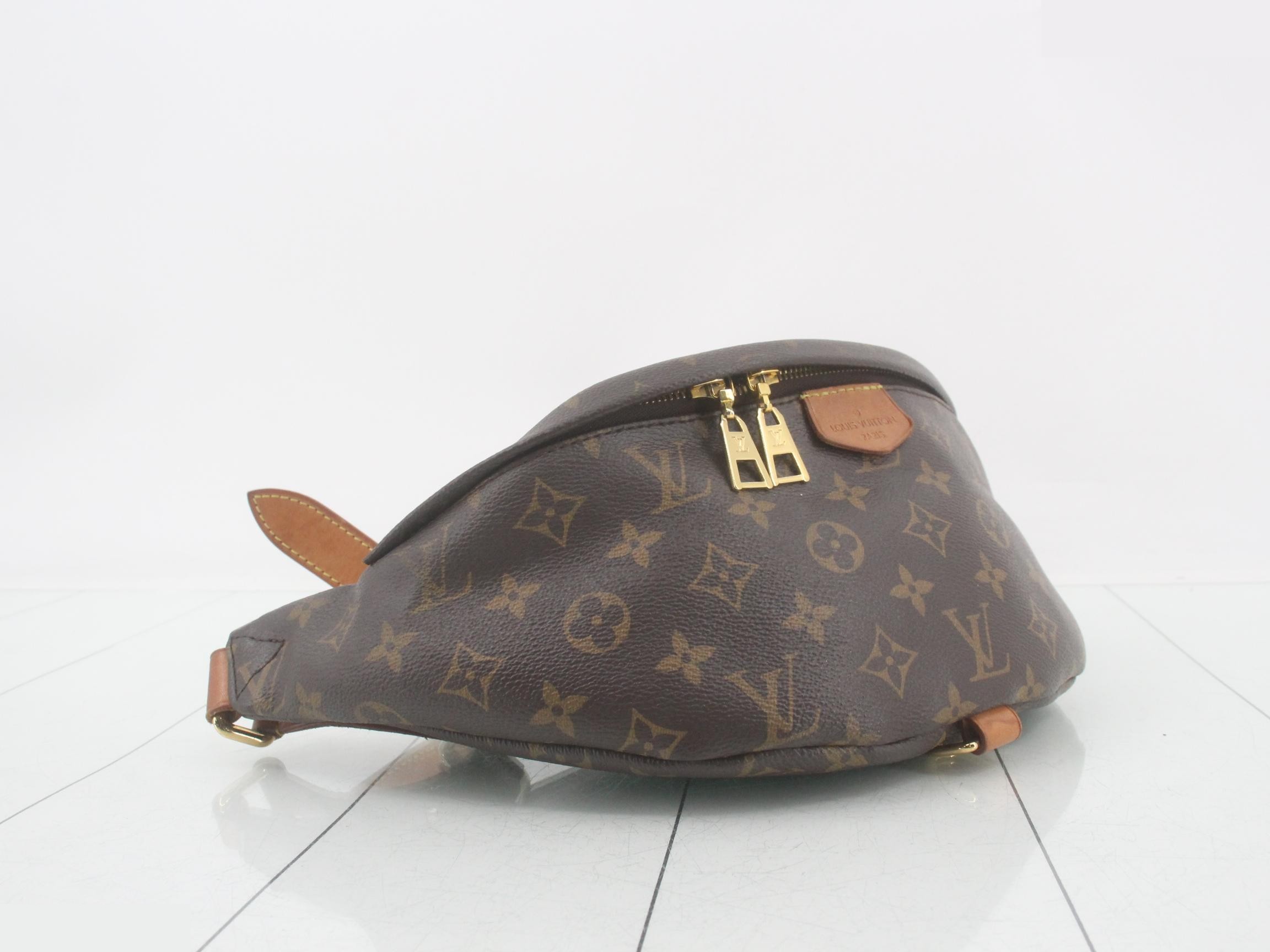 Bumbag — view 5