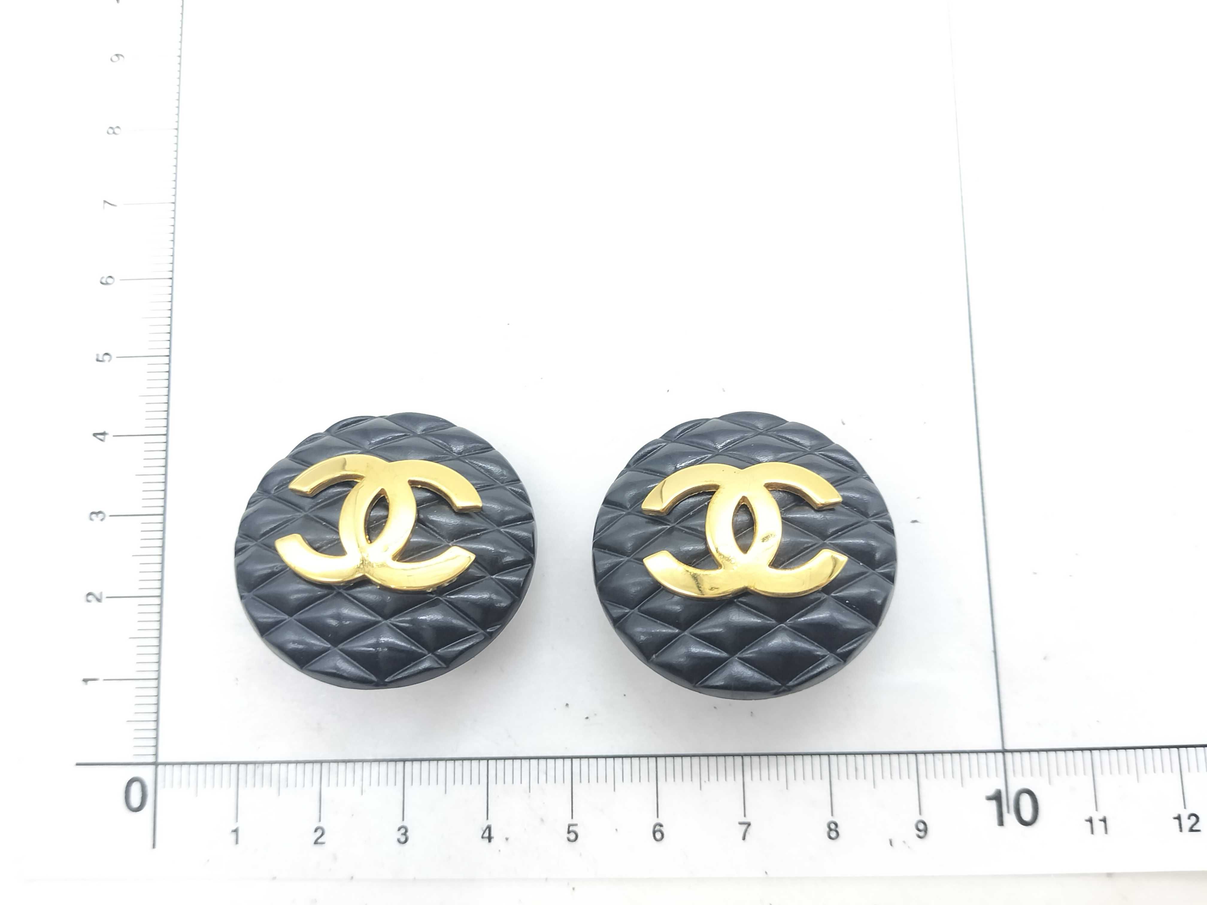 Matelassé Coco Mark Earrings — view 6