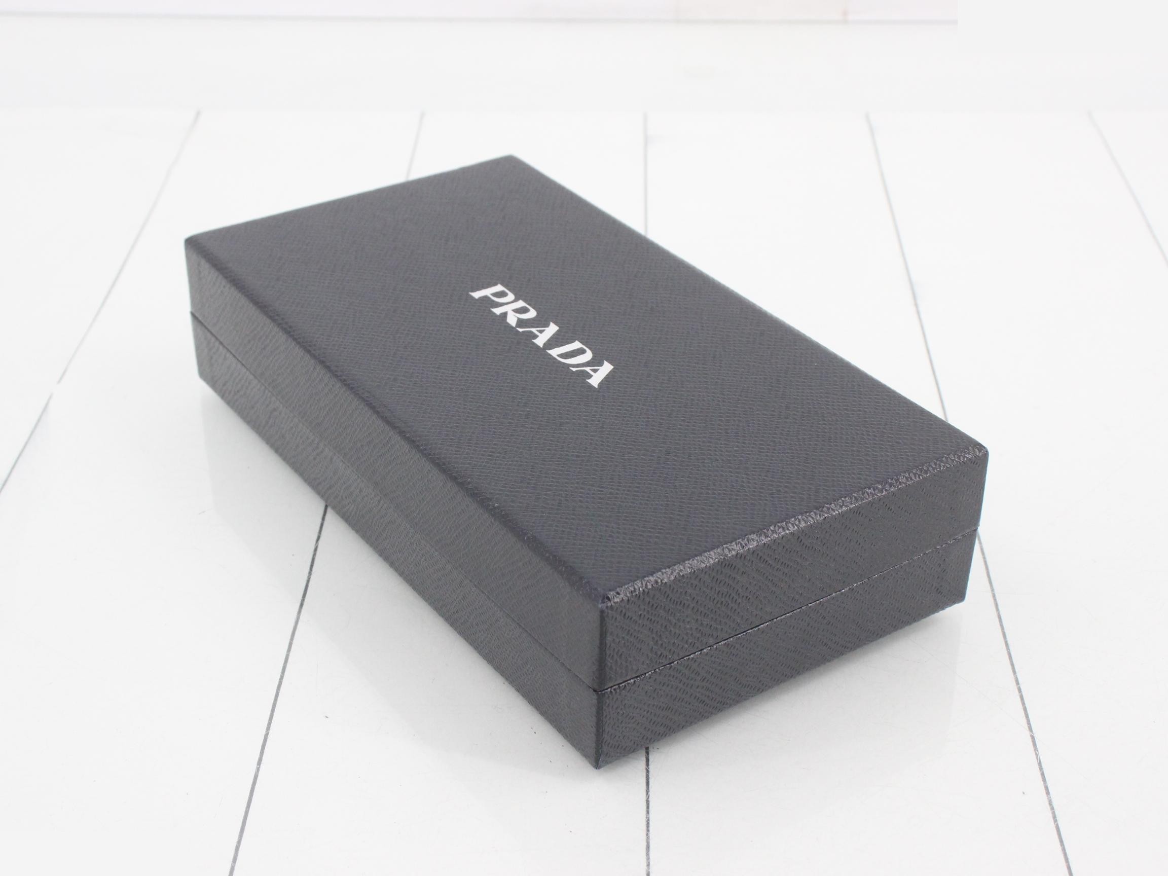 Round zipper long wallet, unused, black. — view 5