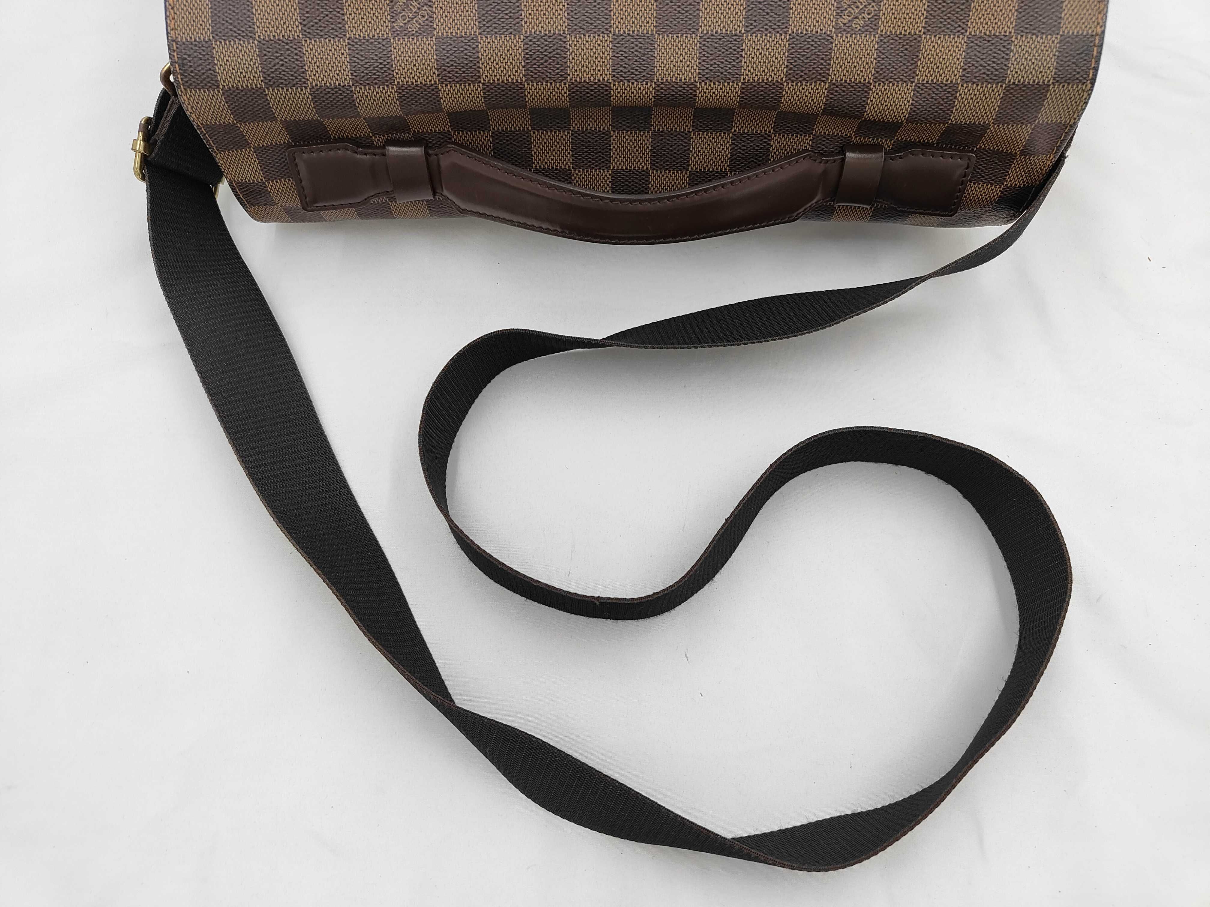 Damier Broadway N42270 TH0064 Brown Shoulder Bag — view 3