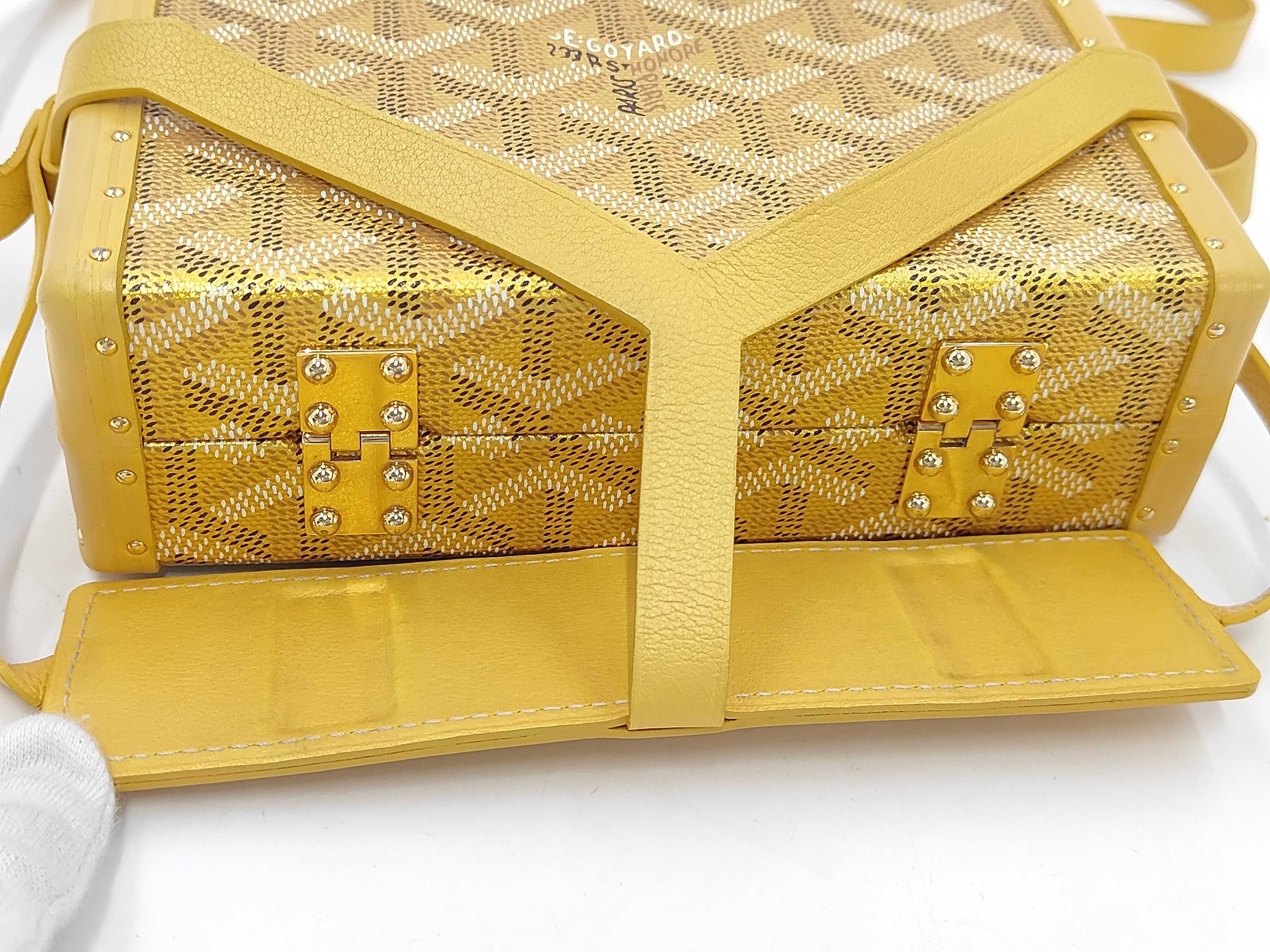 Herringbone Minaudielle Shoulder Bag Yellow Shoulder Bag — view 4