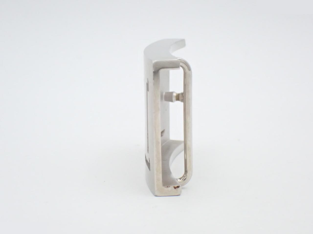 belt buckle — view 3