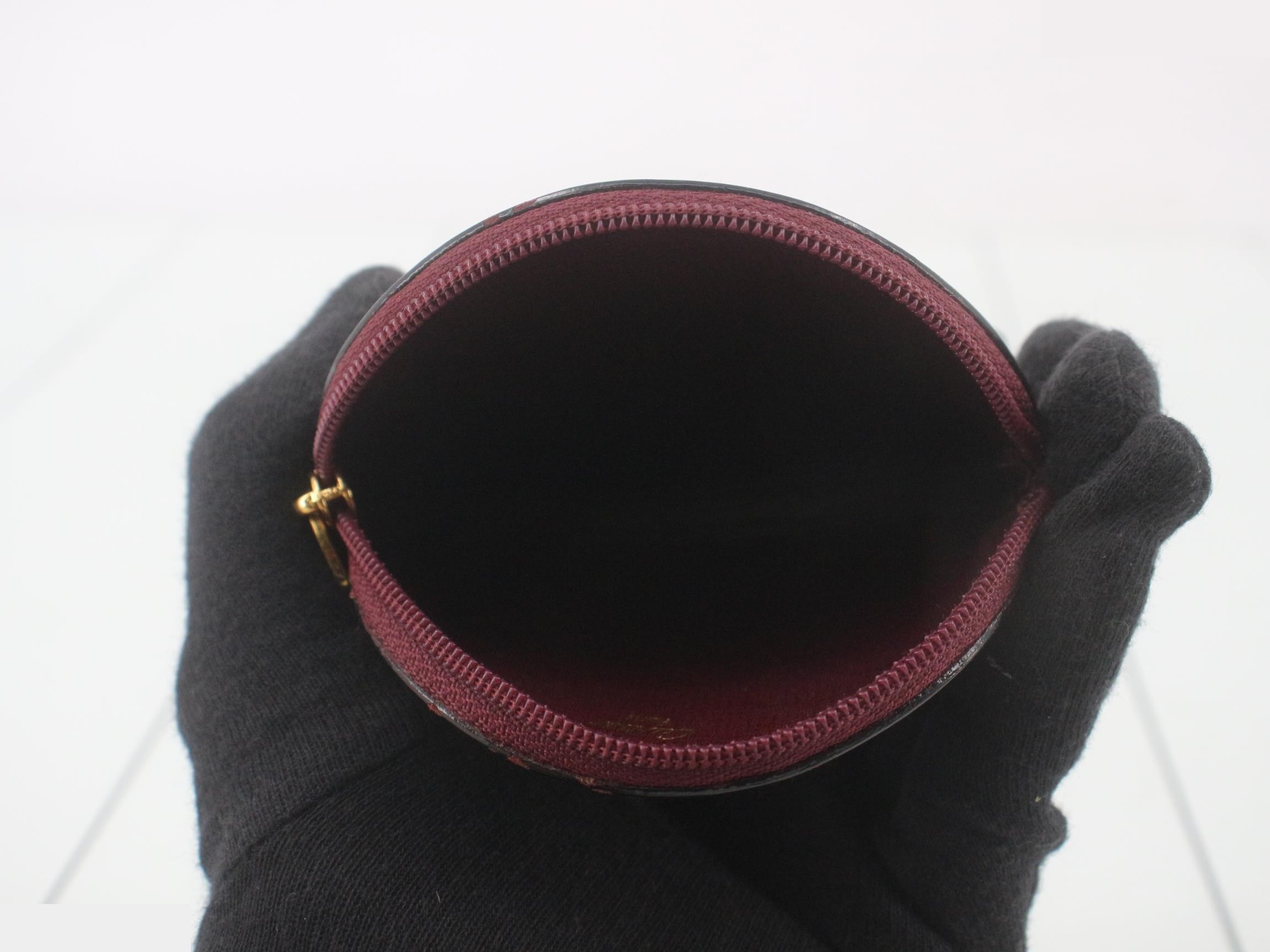Coin case — view 4