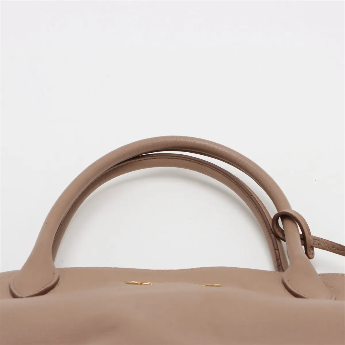 Vitello Dino Leather 2WAY Handbag Beige — view 6
