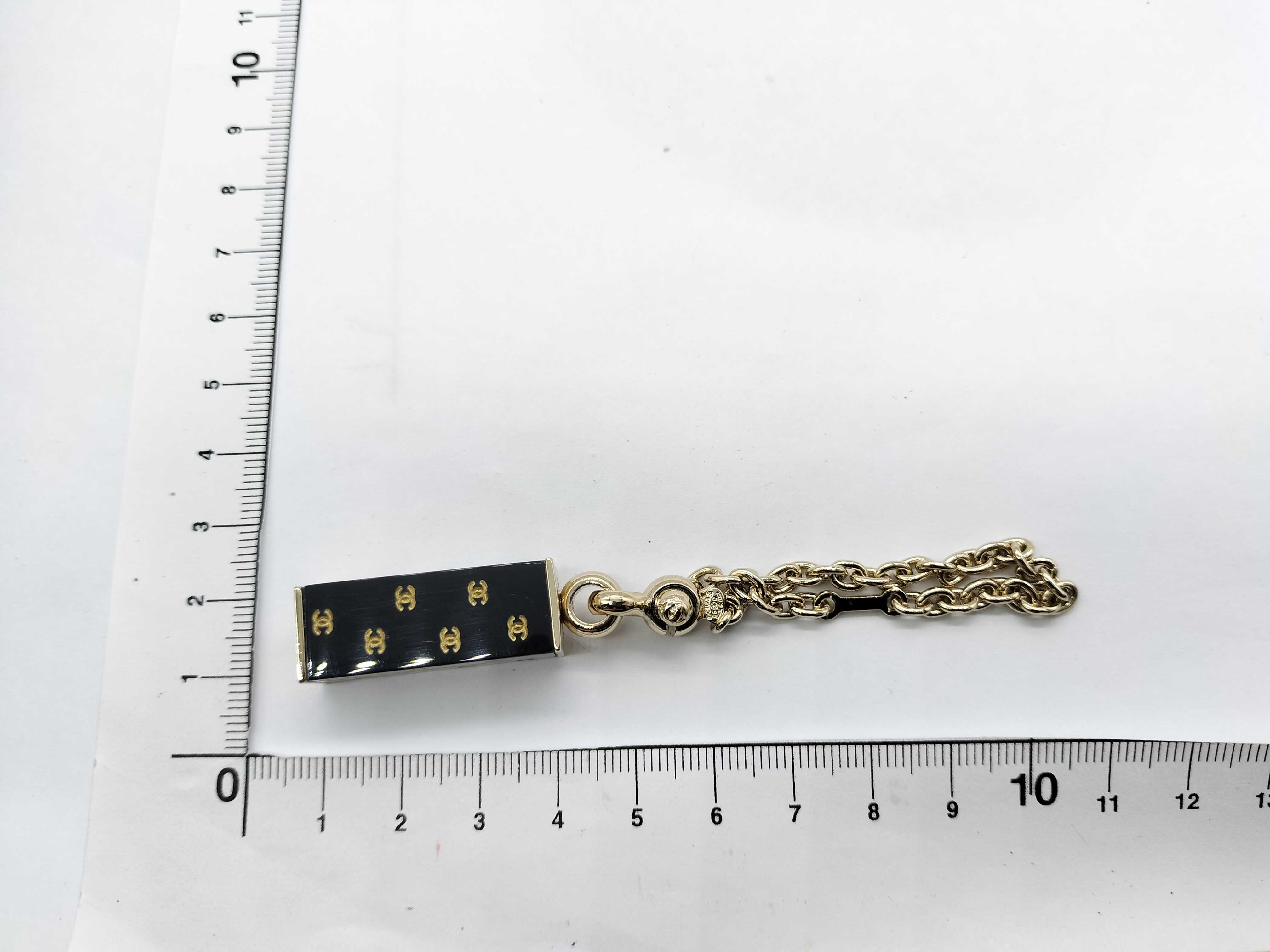 Eiffel Tower 2004 Ginza Limited Edition Charm and Other Accessories — view 7