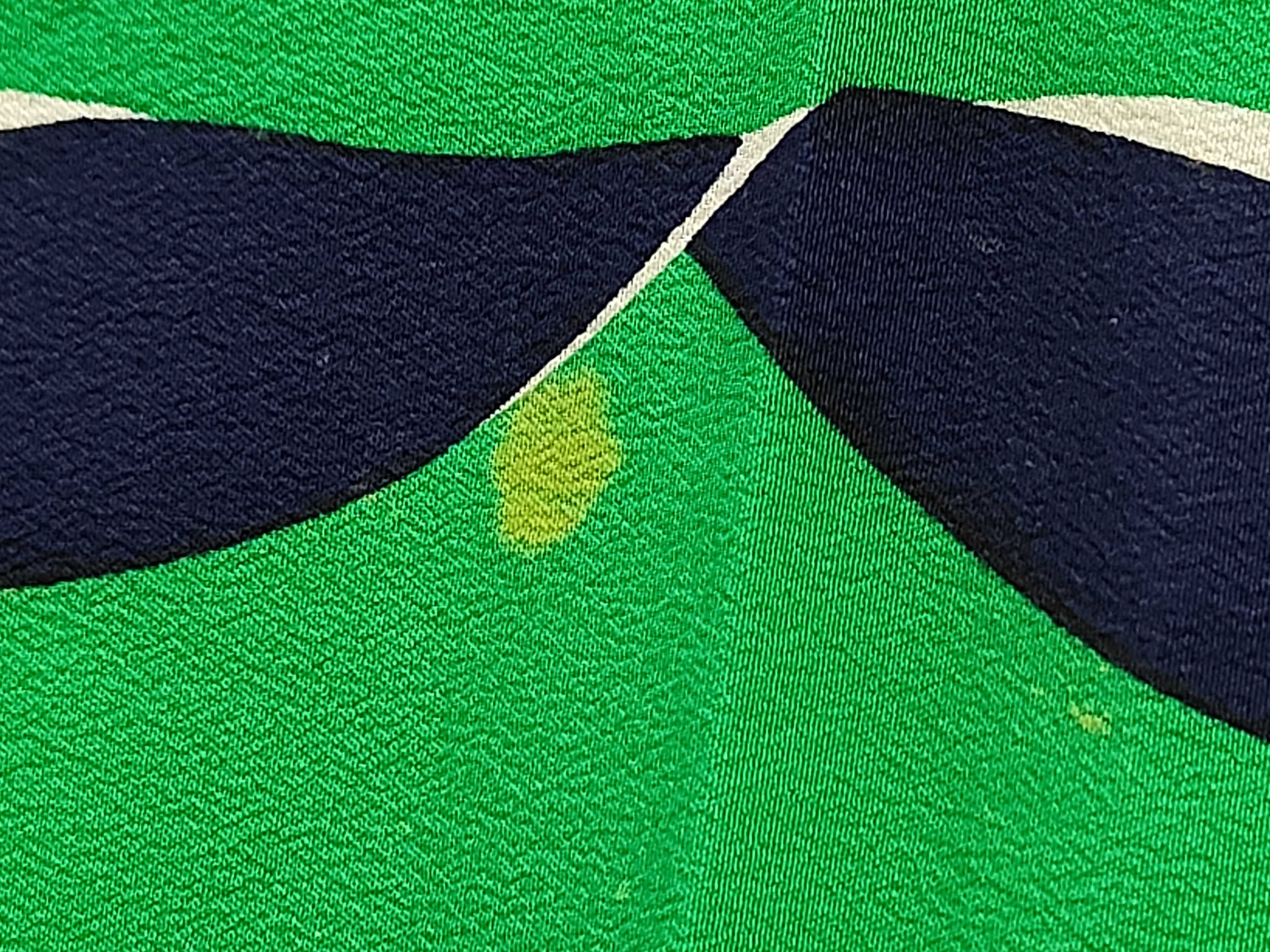 scarf (no tag) and other accessories — view 3