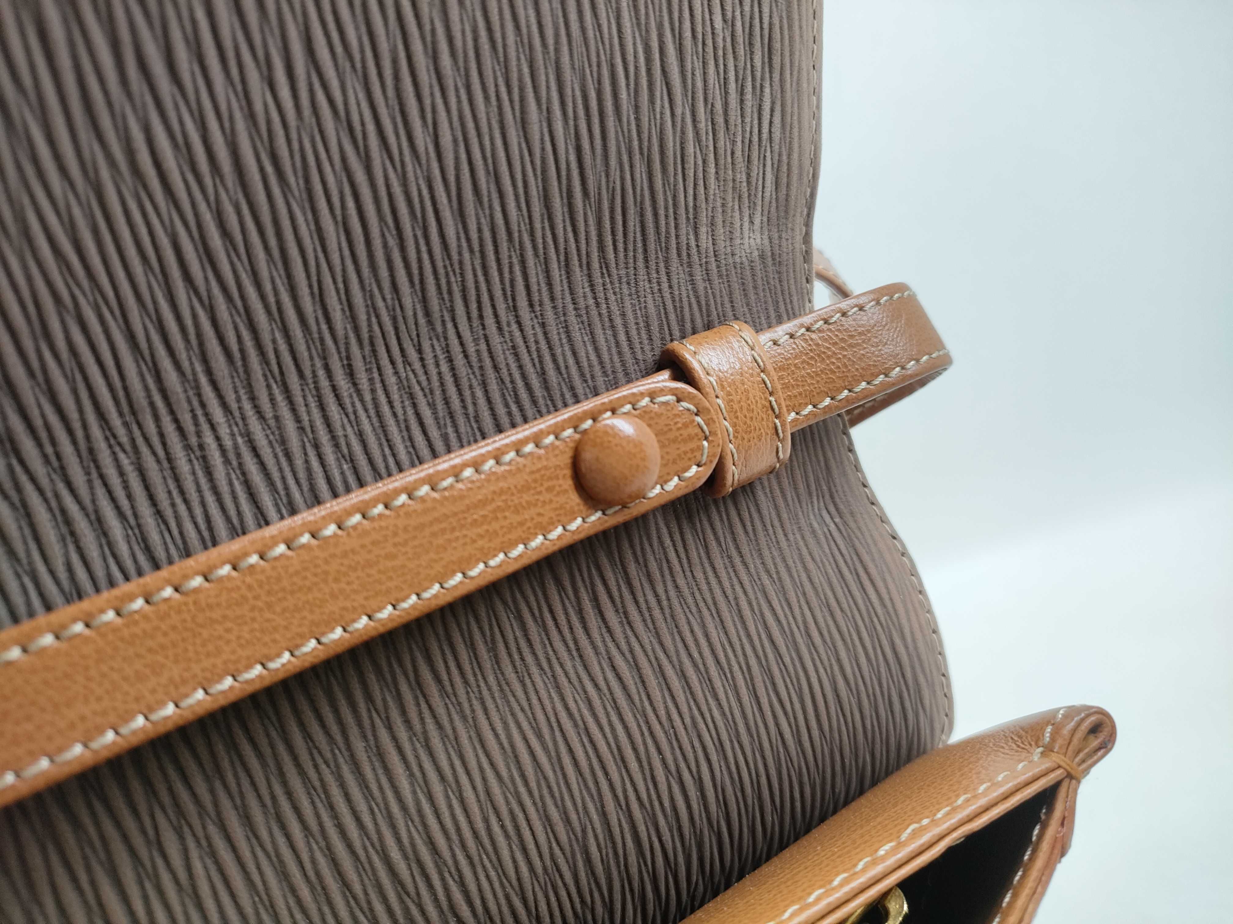 Velázquez 2-Way Handbag — view 8