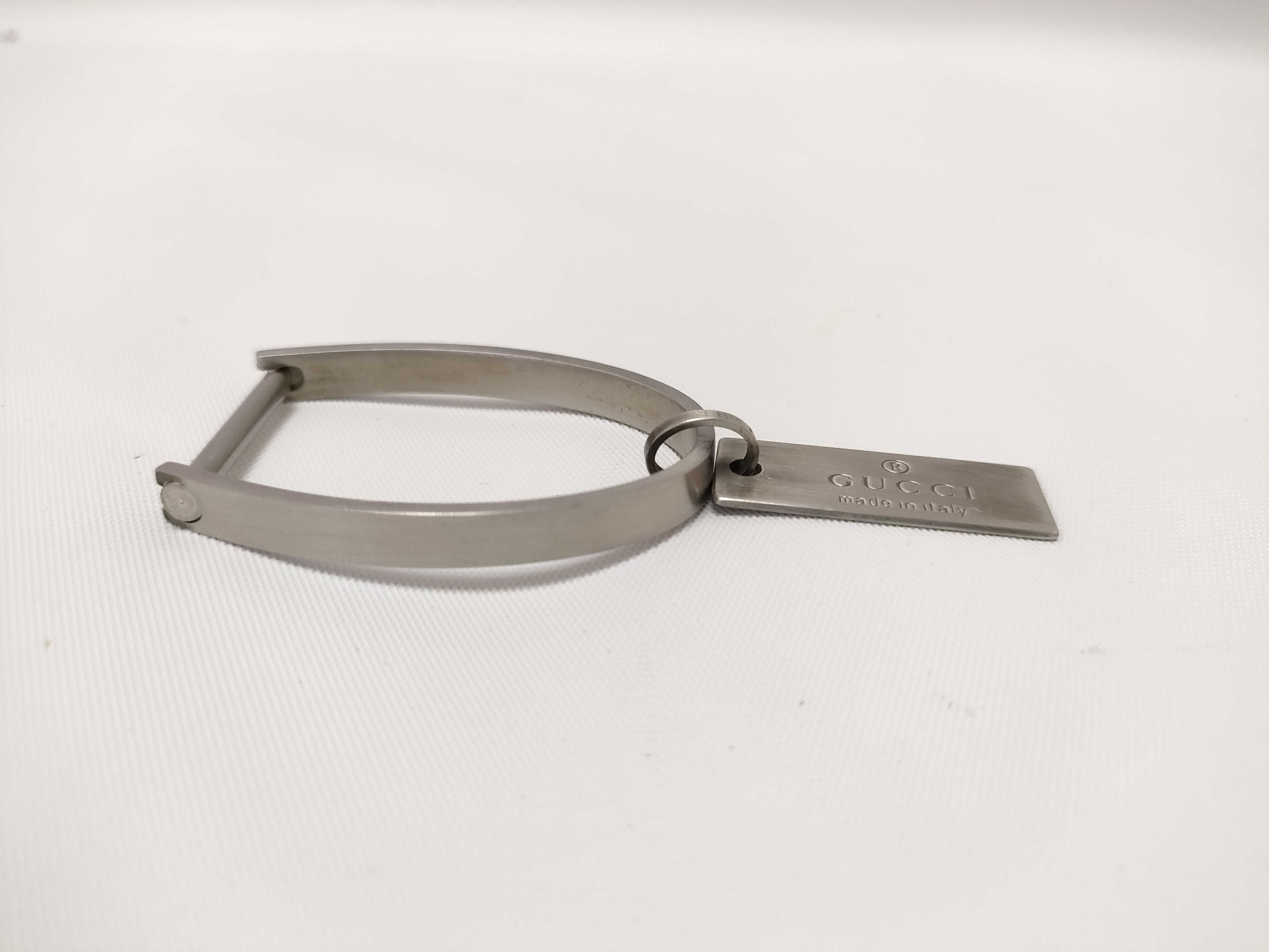 Keyring and other accessories — view 4