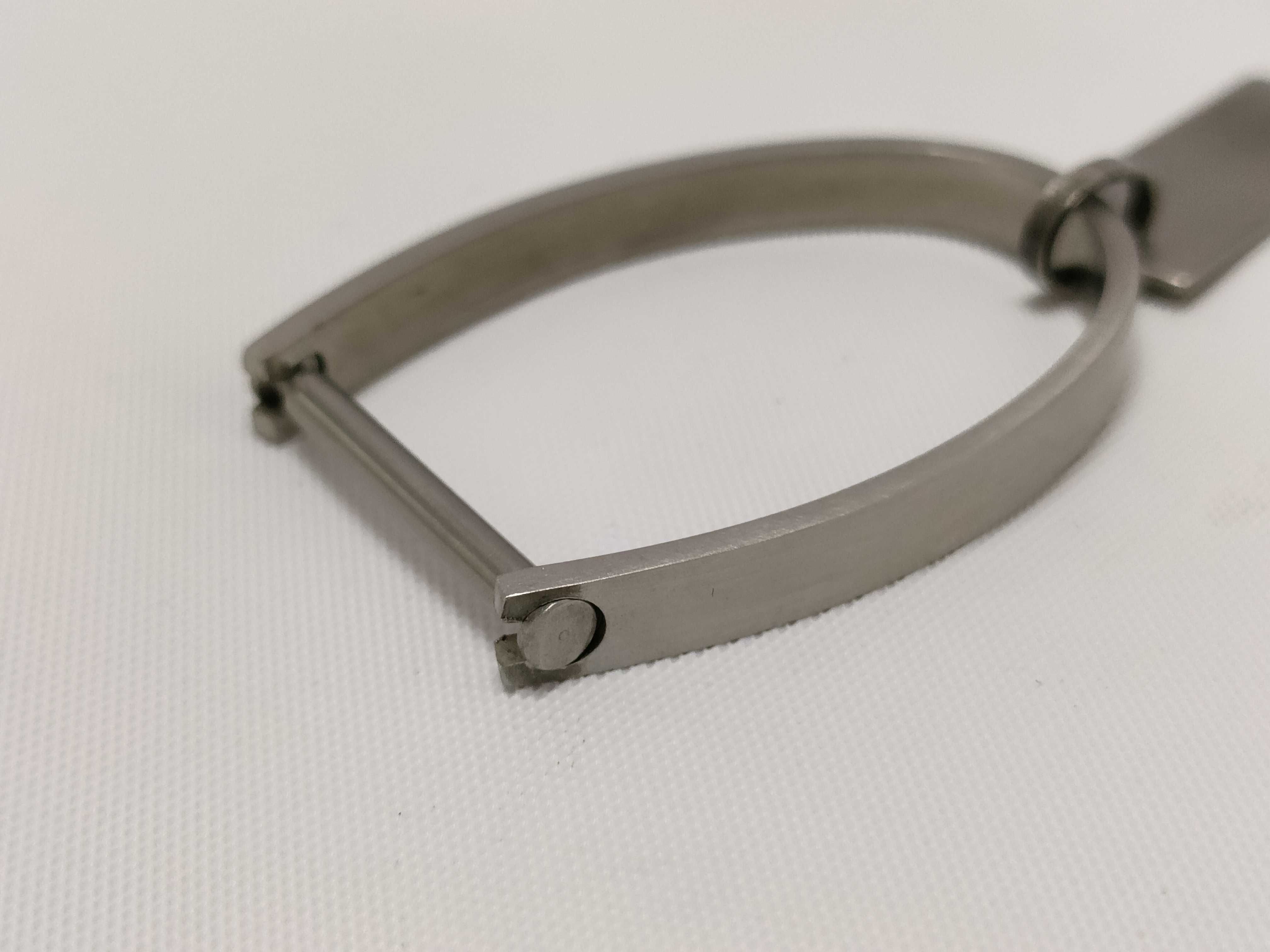 Keyring and other accessories — view 6