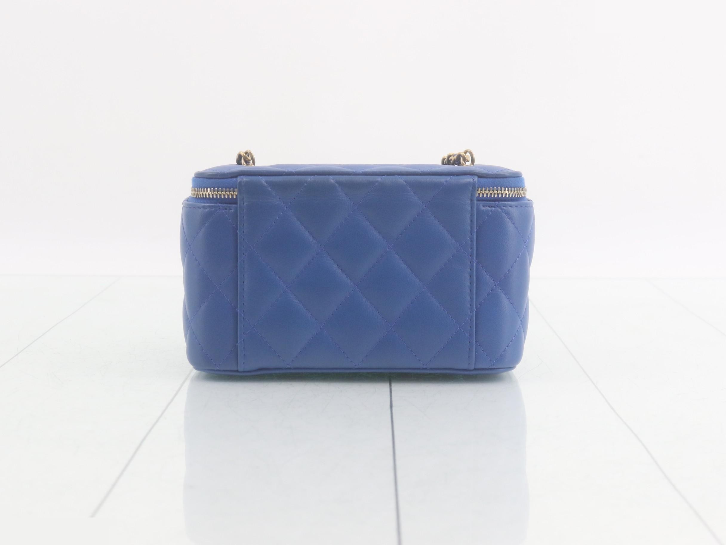Matelassé (bag) - Shoulder bag — view 2
