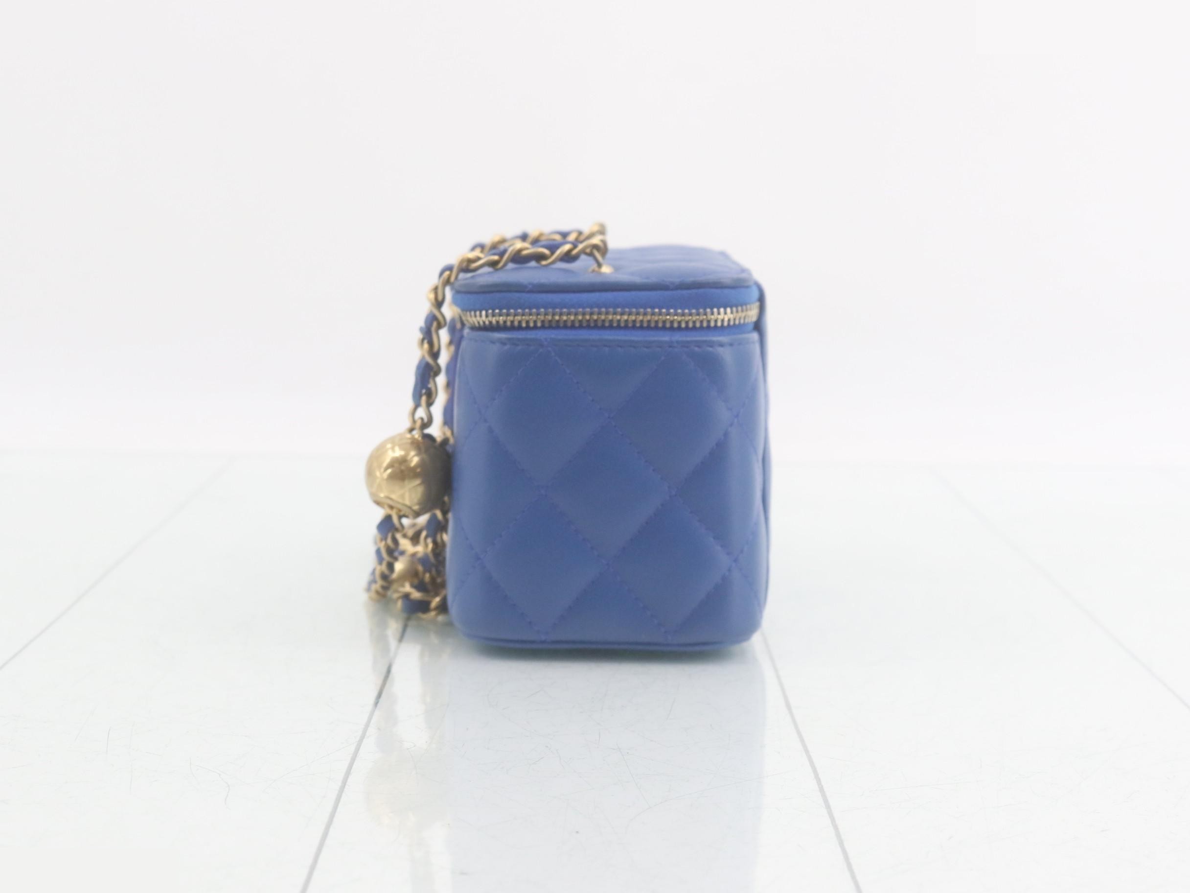 Matelassé (bag) - Shoulder bag — view 3